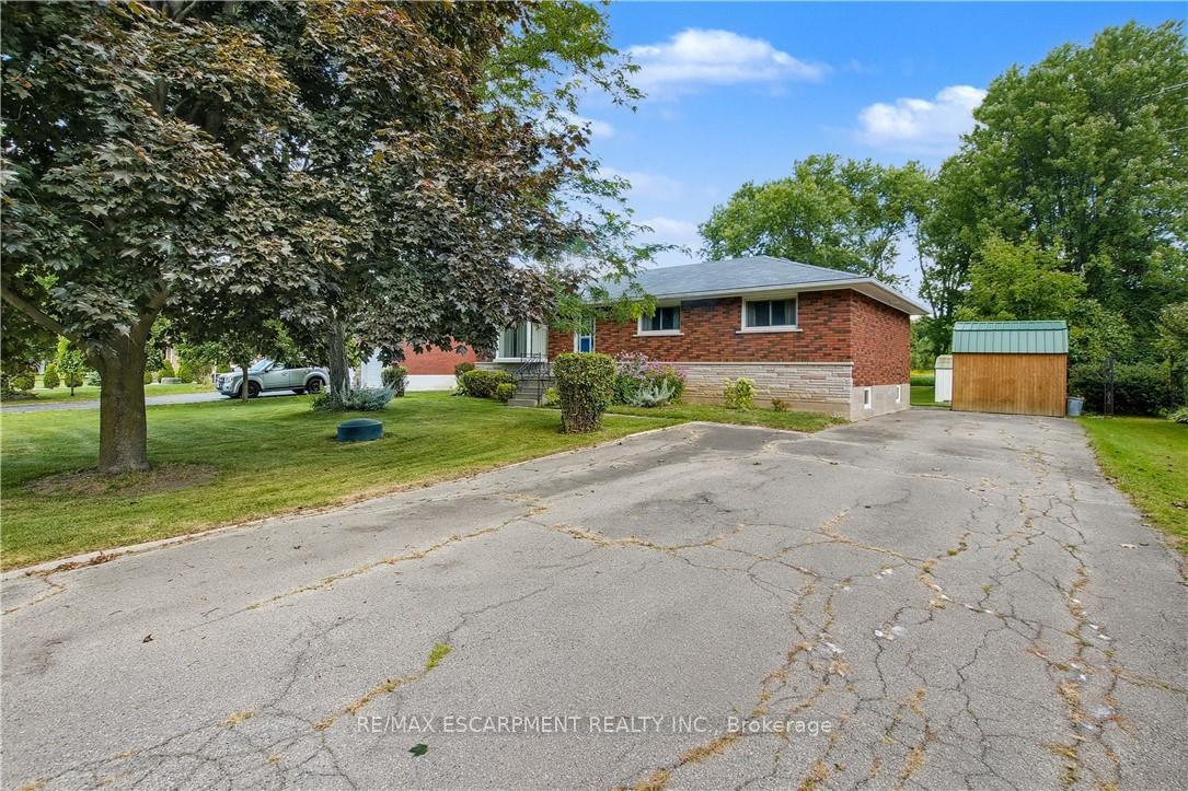 Photo 7 of 9840 Dickenson Road W, Hamilton, Airport Employment Area — HOMEH
