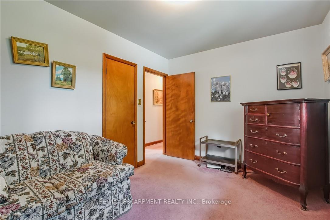 Photo 26 of 9840 Dickenson Road W, Hamilton, Airport Employment Area — HOMEH