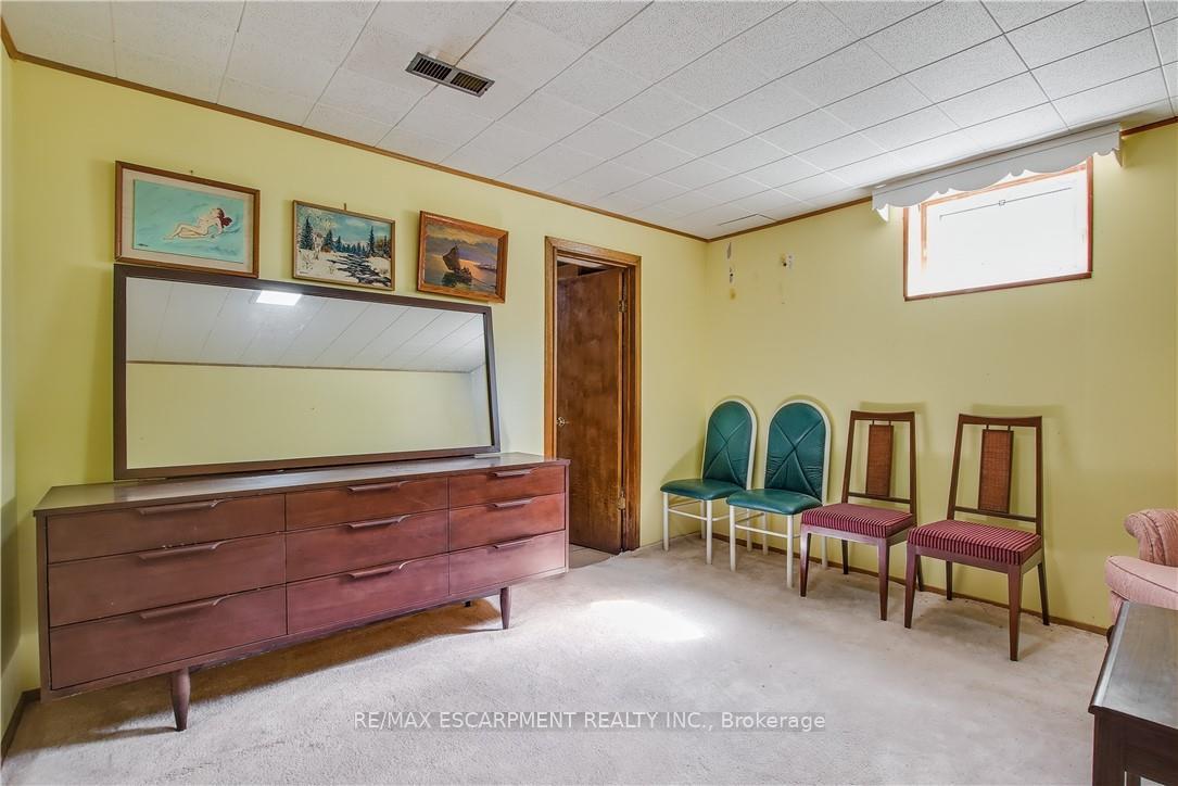 Photo 21 of 9840 Dickenson Road W, Hamilton, Airport Employment Area — HOMEH