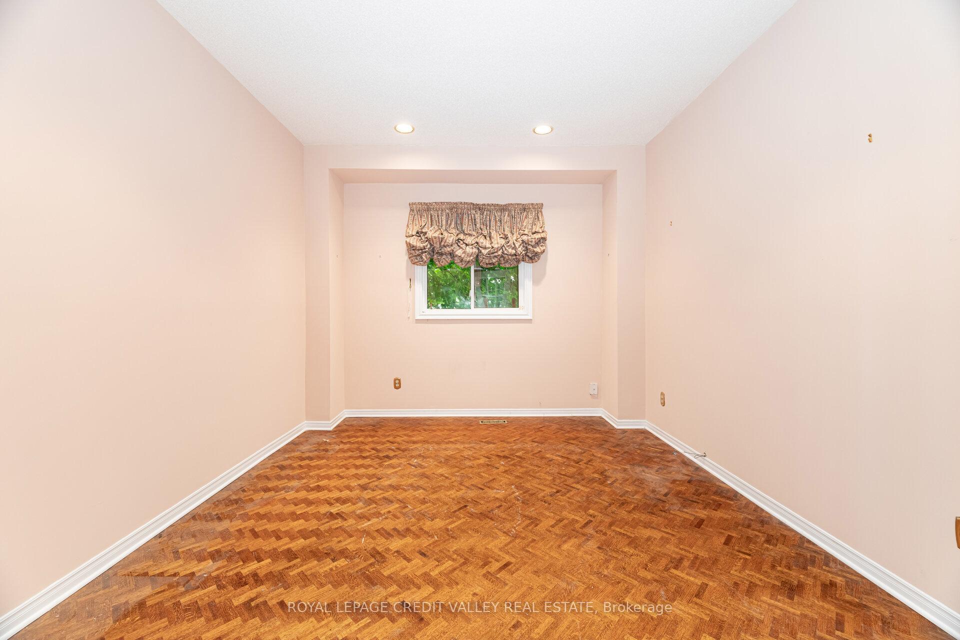 Photo 27 of 14 Starling Court, Brampton, Snelgrove — HOMEH
