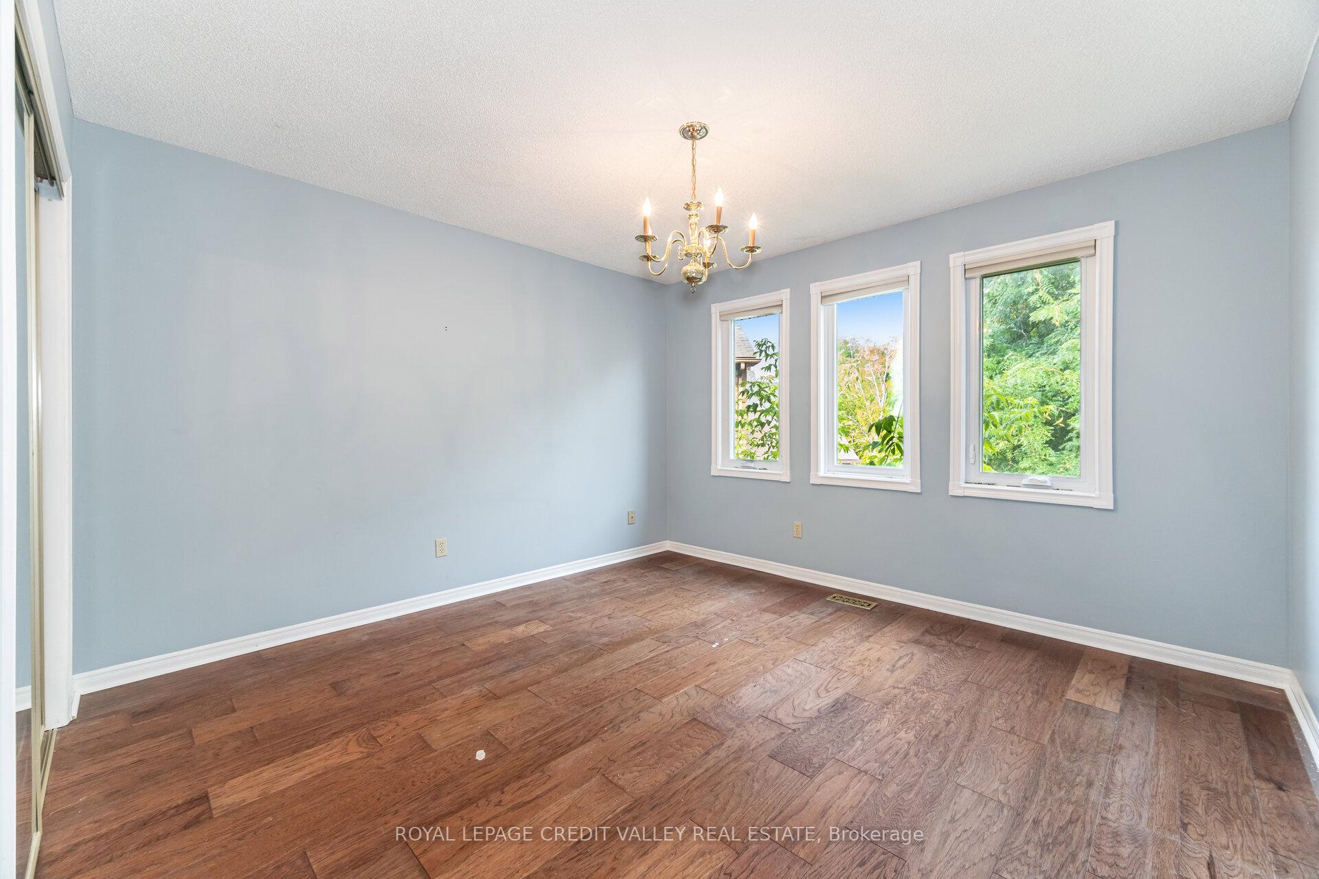 Photo 46 of 14 Starling Court, Brampton, Snelgrove — HOMEH