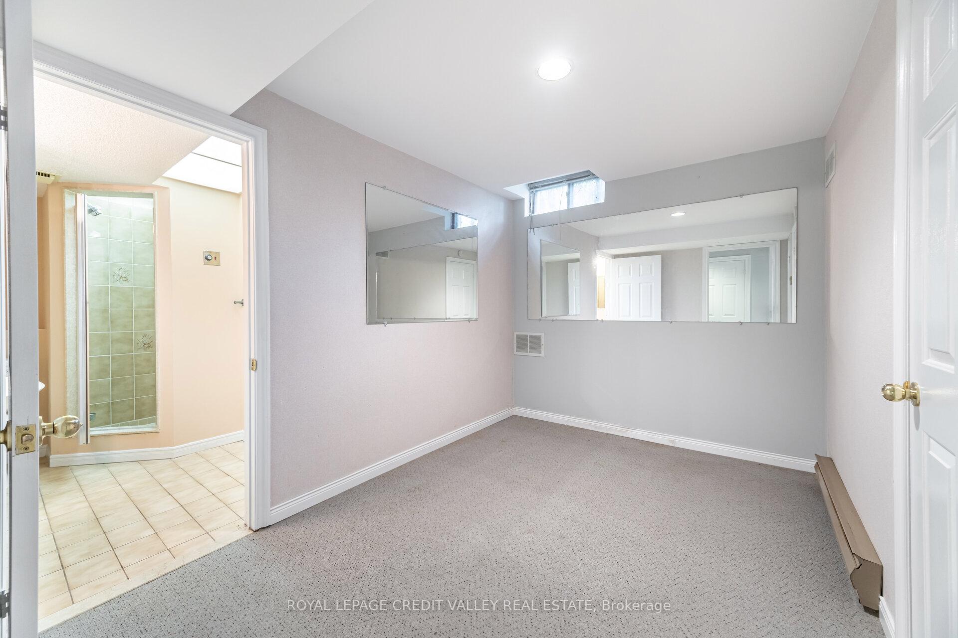 Photo 50 of 14 Starling Court, Brampton, Snelgrove — HOMEH