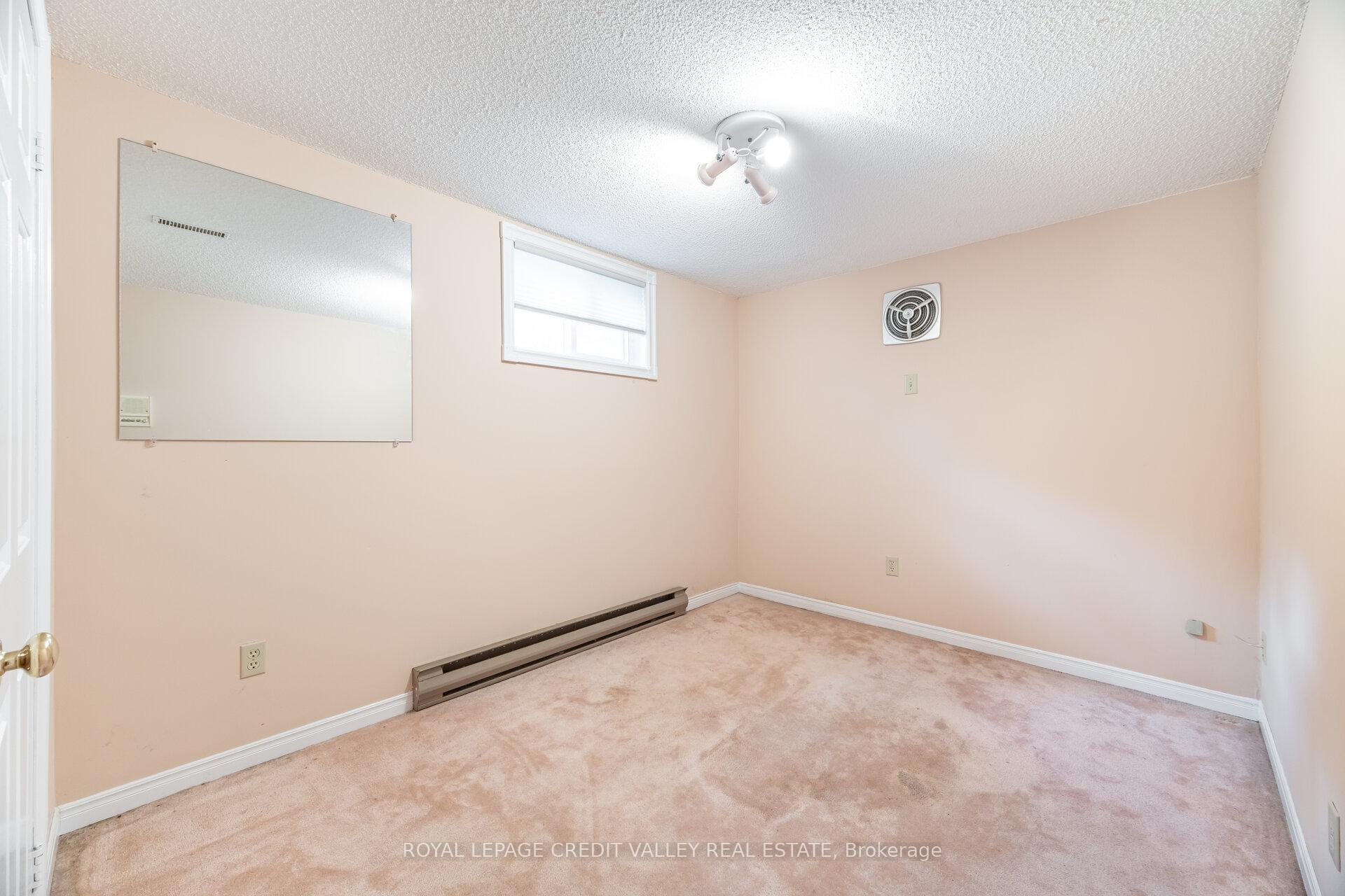 Photo 31 of 14 Starling Court, Brampton, Snelgrove — HOMEH
