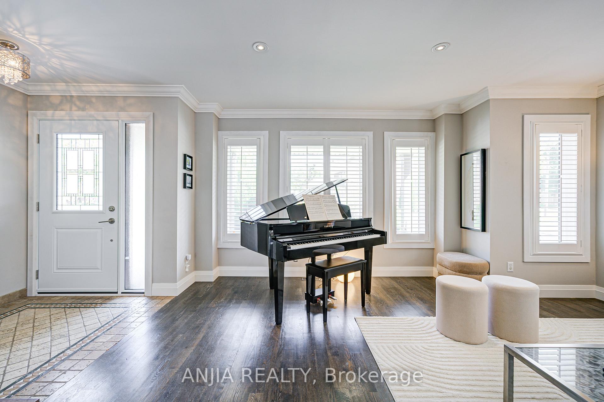 Photo 11 of 19 Redpoll Avenue, Markham, Legacy — HOMEH