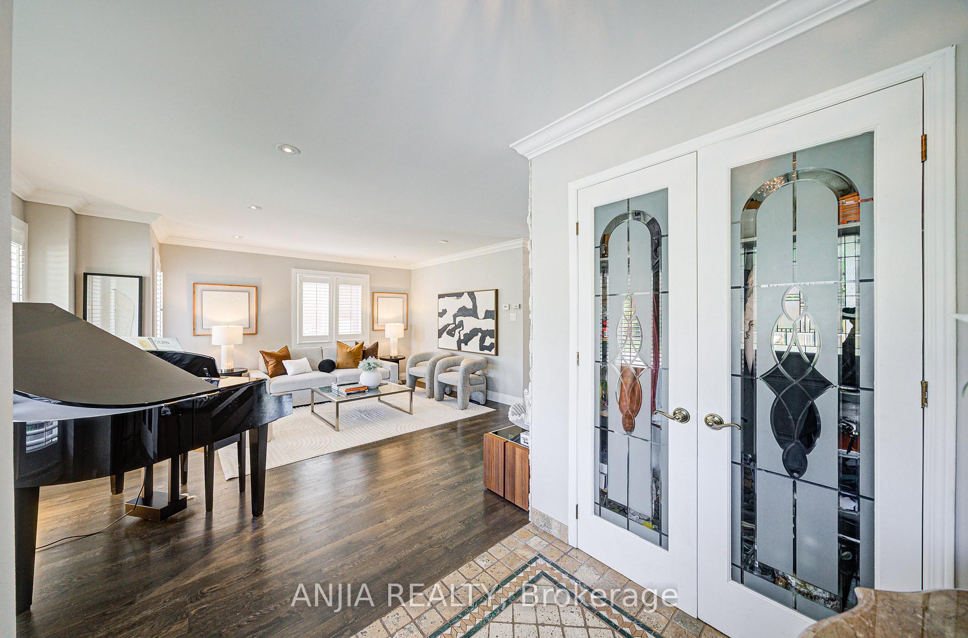 Photo 3 of 19 Redpoll Avenue, Markham, Legacy — HOMEH