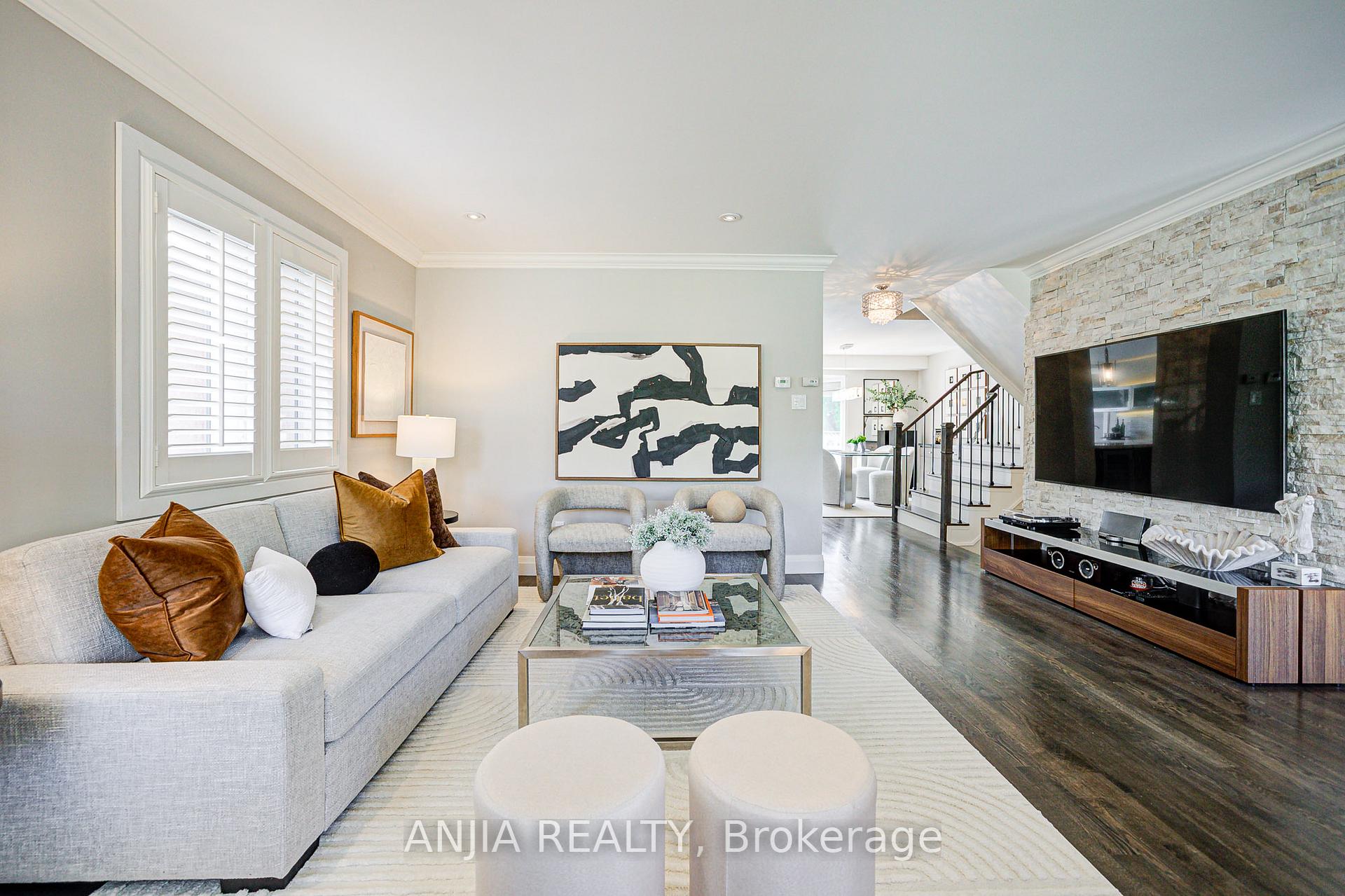 Photo 8 of 19 Redpoll Avenue, Markham, Legacy — HOMEH