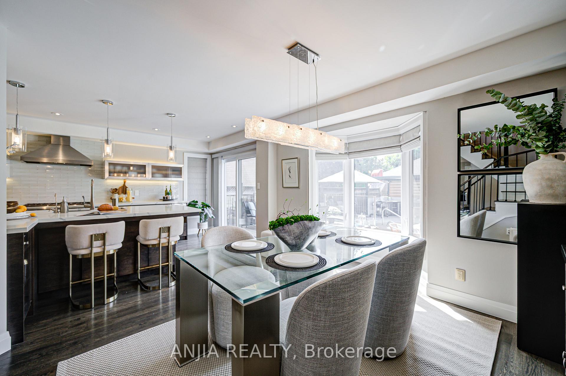 Photo 7 of 19 Redpoll Avenue, Markham, Legacy — HOMEH