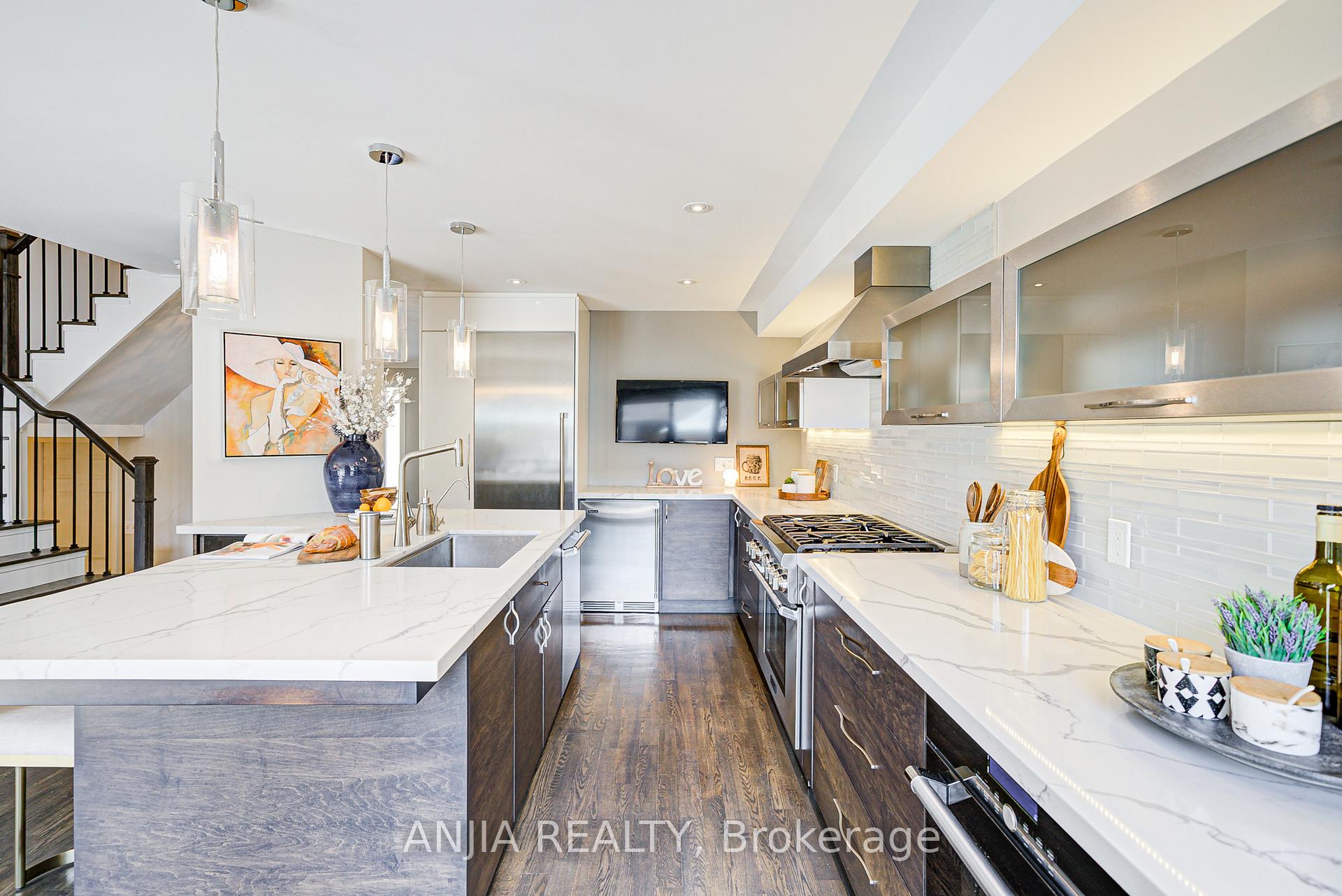 Photo 20 of 19 Redpoll Avenue, Markham, Legacy — HOMEH
