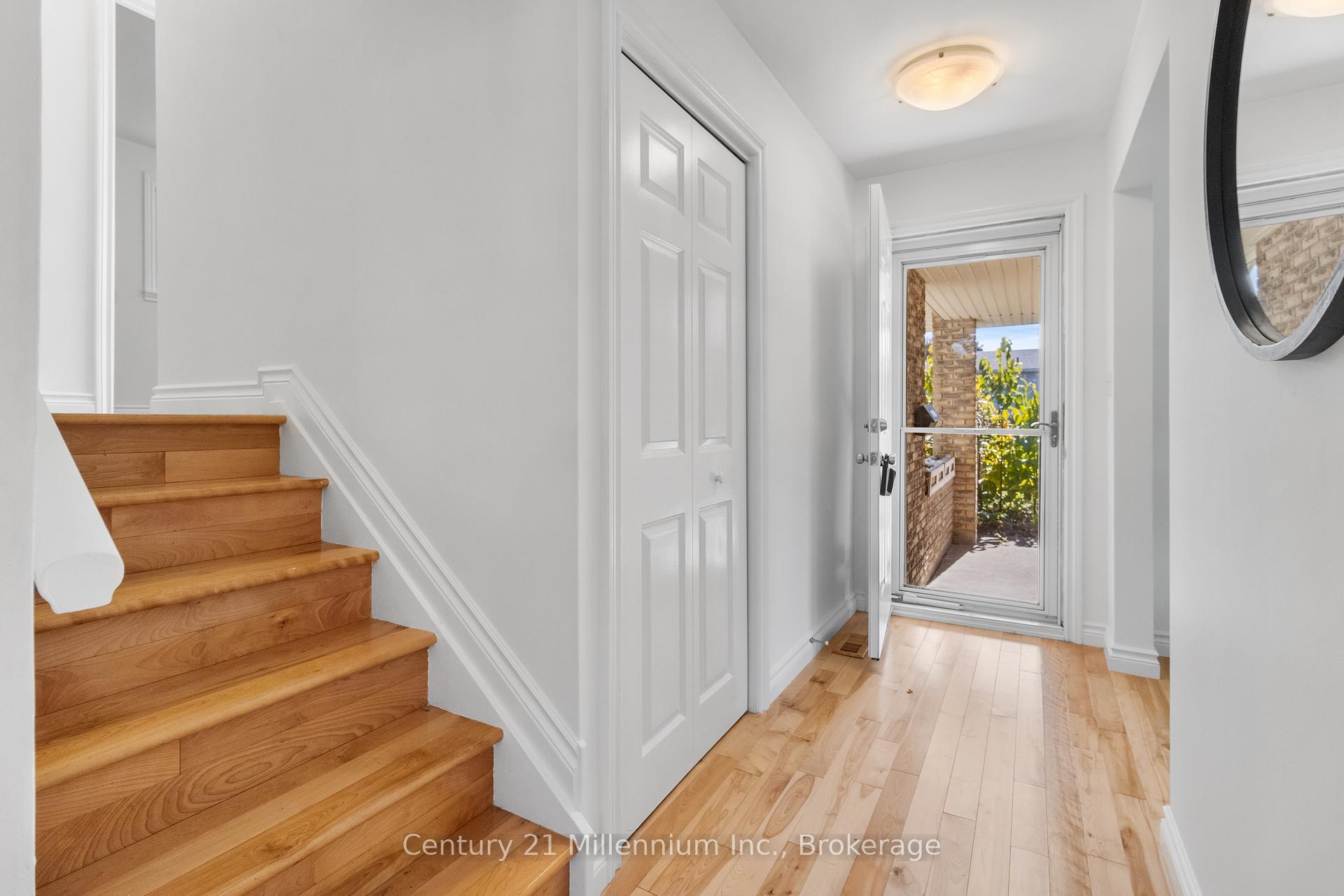 Photo 8 of 36 Shoreline Drive, St. Catharines, Lakeshore — HOMEH