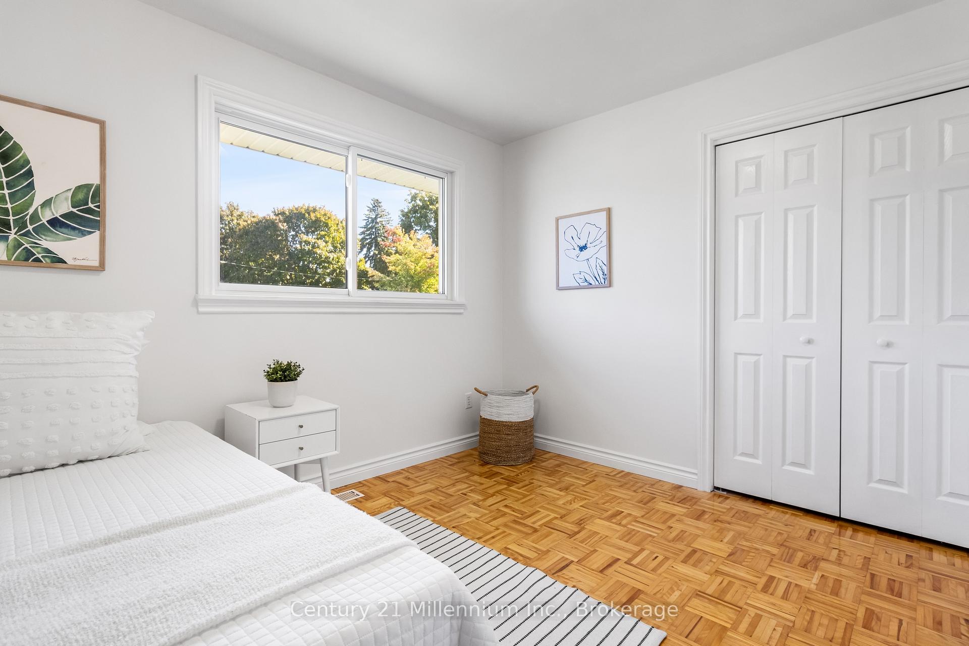 Photo 21 of 36 Shoreline Drive, St. Catharines, Lakeshore — HOMEH