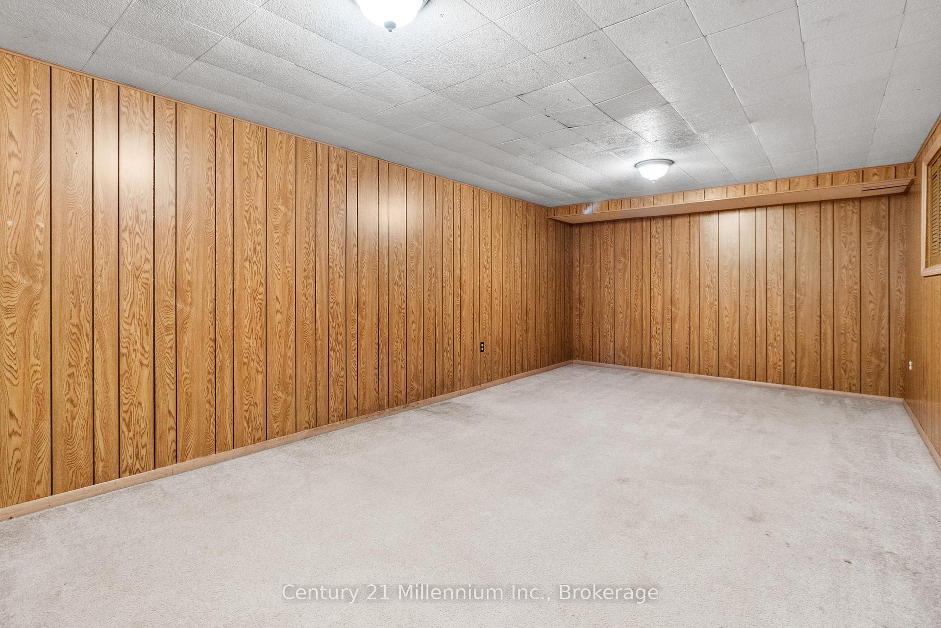 Photo 29 of 36 Shoreline Drive, St. Catharines, Lakeshore — HOMEH