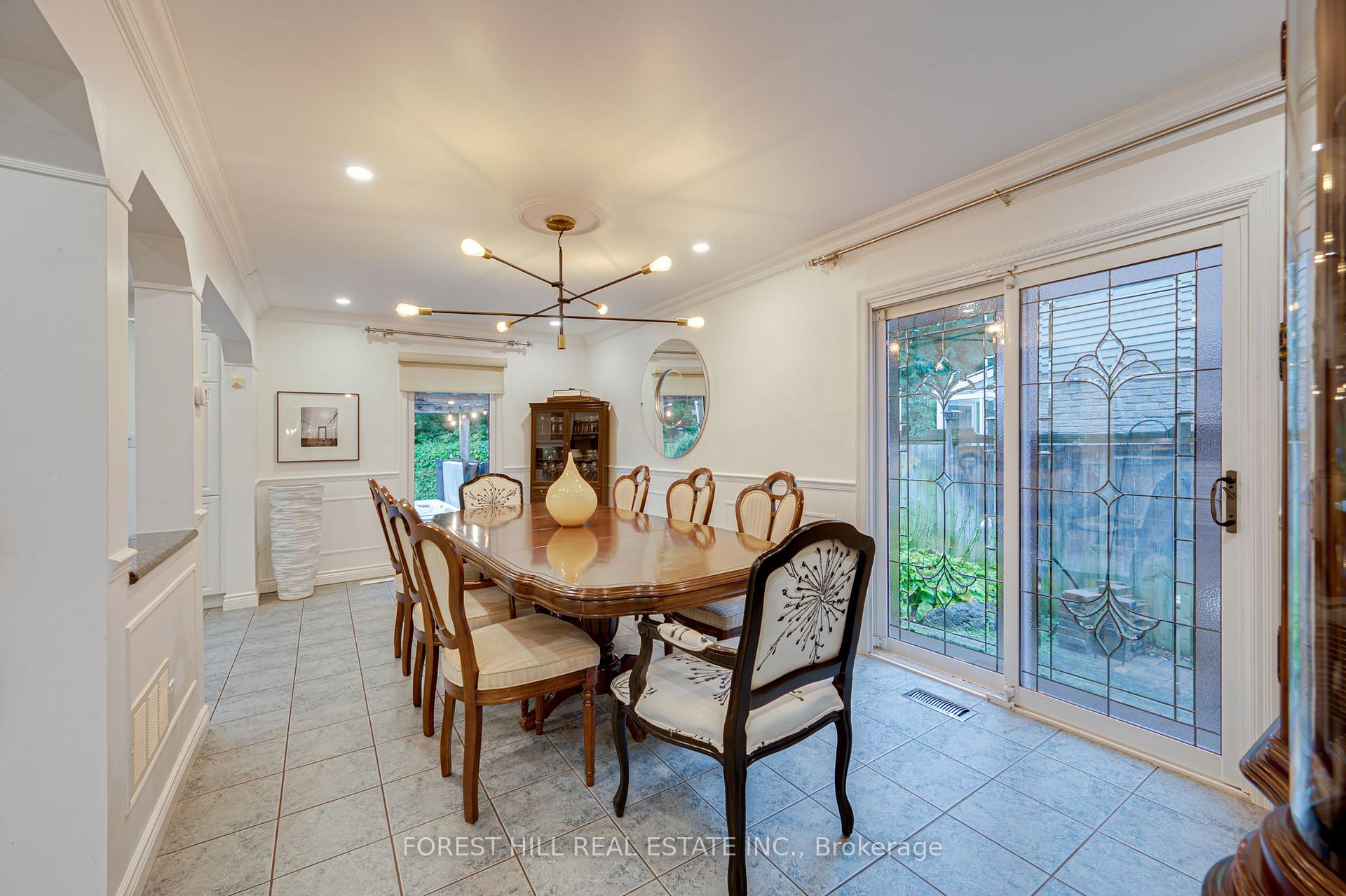 Photo 8 of 168 Borrows Street, Vaughan, Lakeview Estates — HOMEH