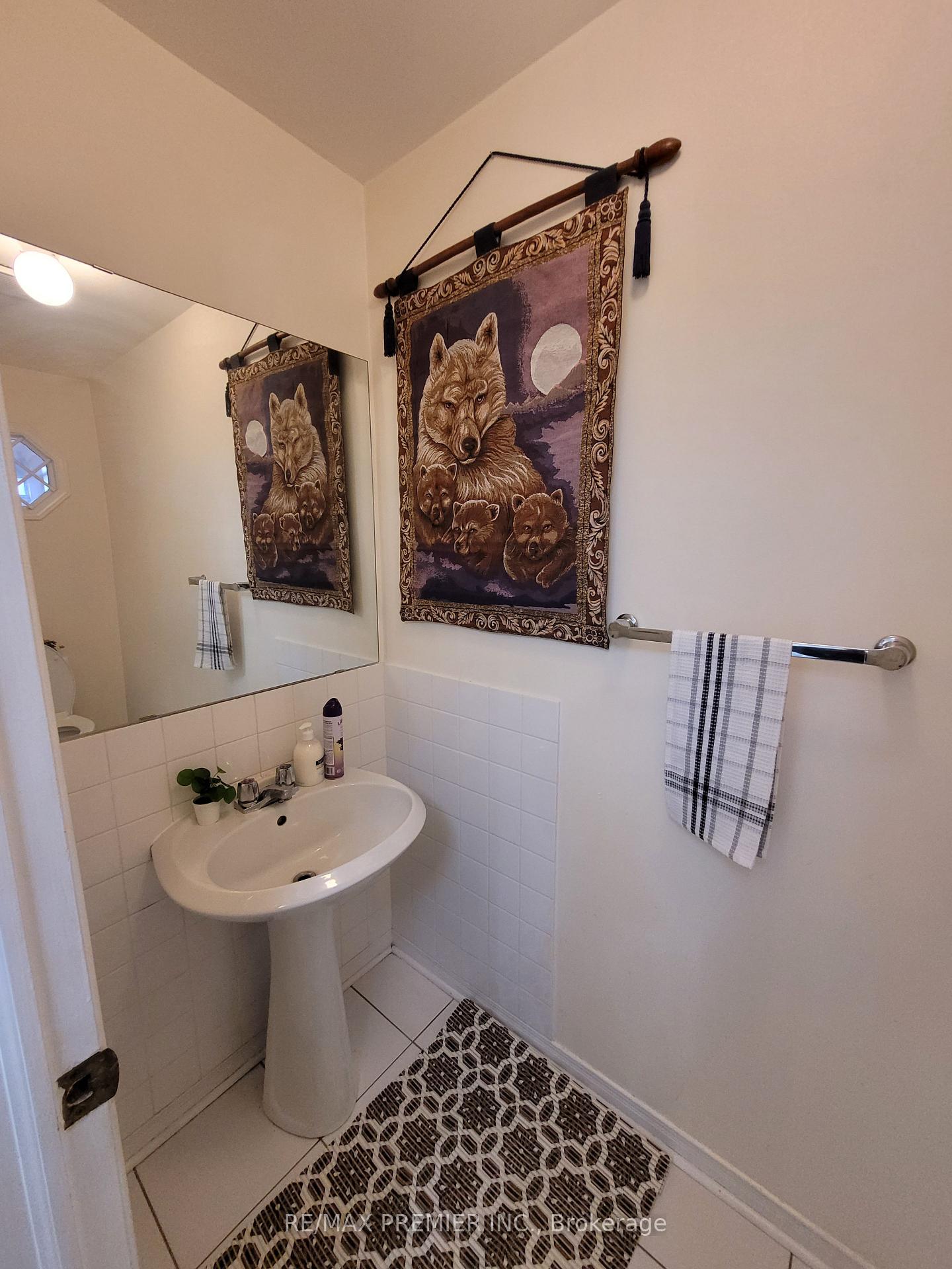 Photo 13 of 40 Kentucky Drive, Brampton, Fletcher's Creek South — HOMEH