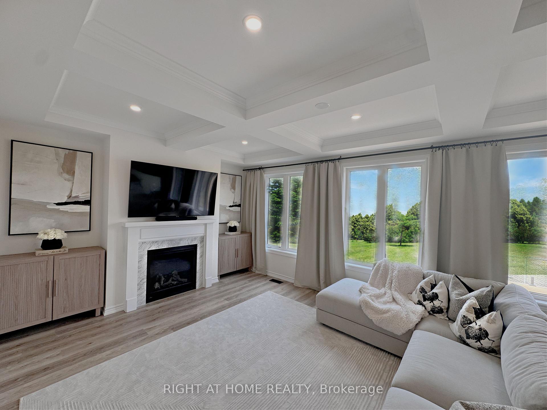 Photo 8 of 101 Nottingham Road, Barrie, Rural Barrie Southeast — HOMEH