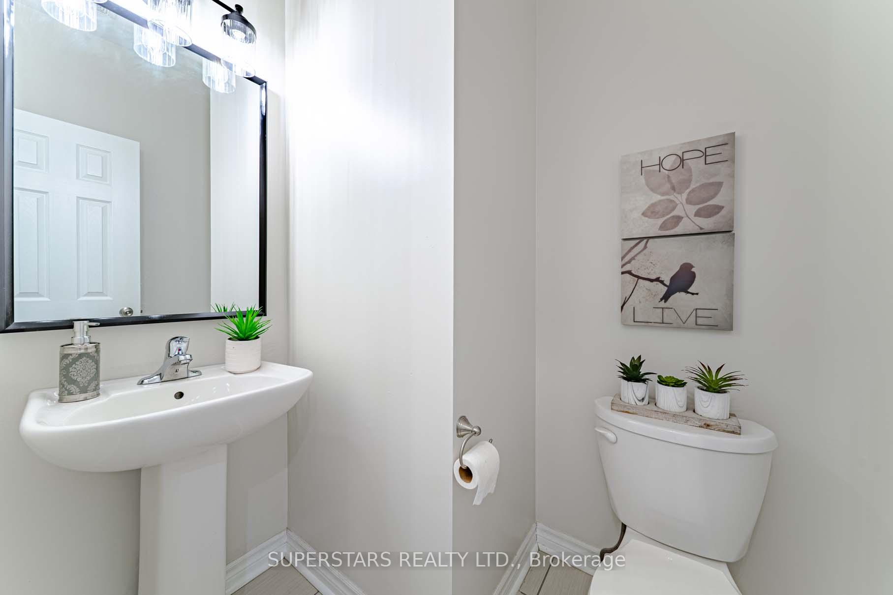 Photo 5 of 988 Wrenwood Drive, Oshawa, Taunton — HOMEH