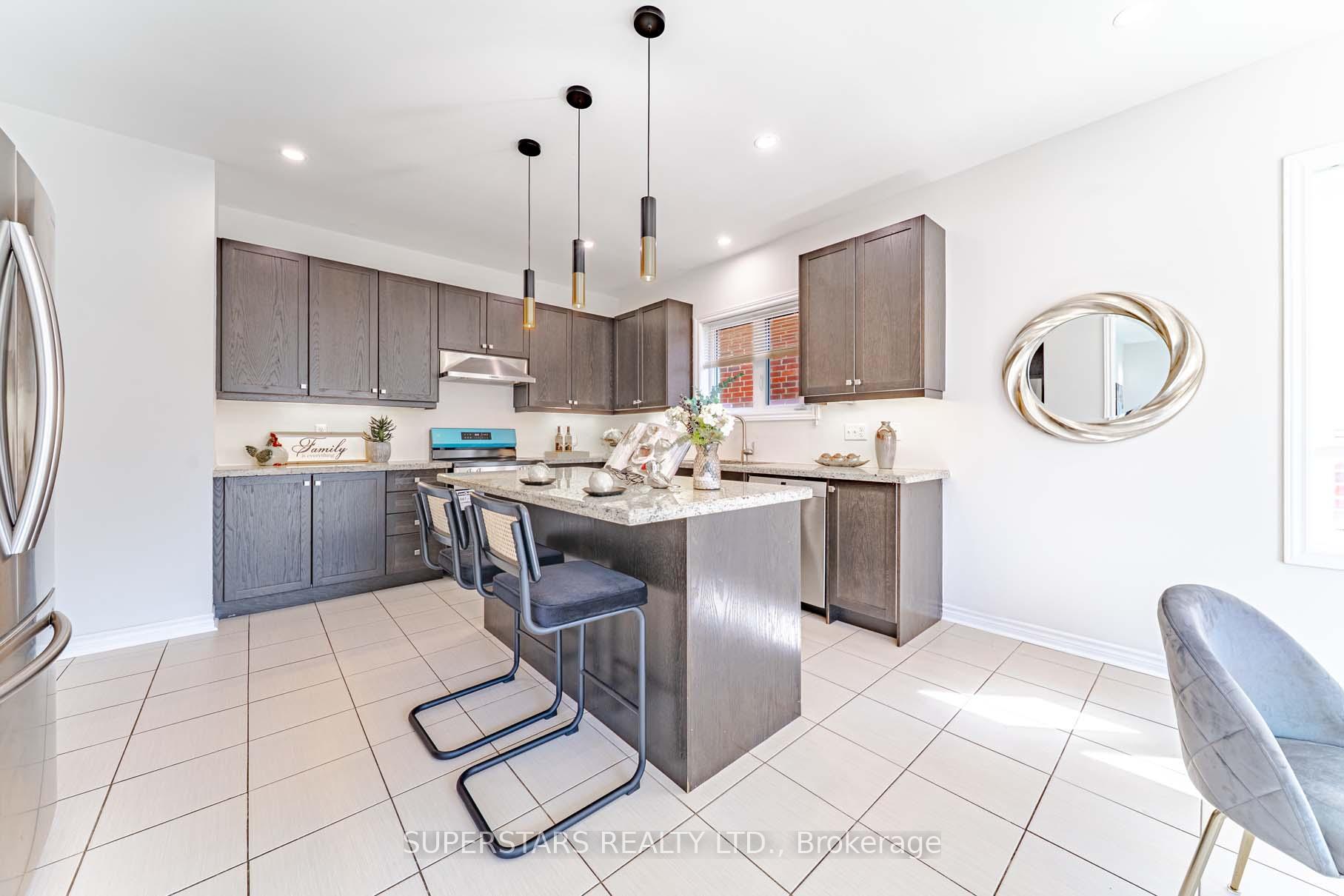 Photo 9 of 988 Wrenwood Drive, Oshawa, Taunton — HOMEH