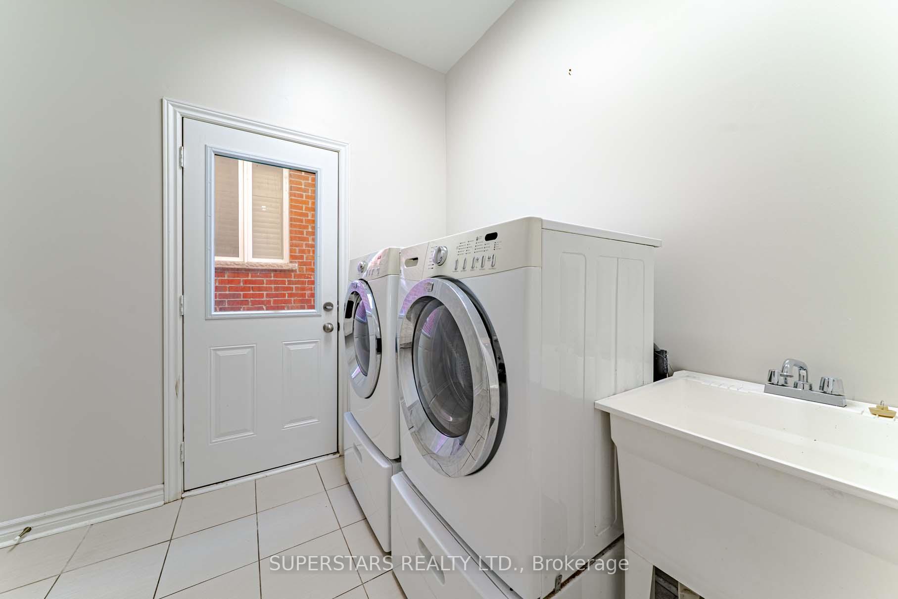 Photo 36 of 988 Wrenwood Drive, Oshawa, Taunton — HOMEH