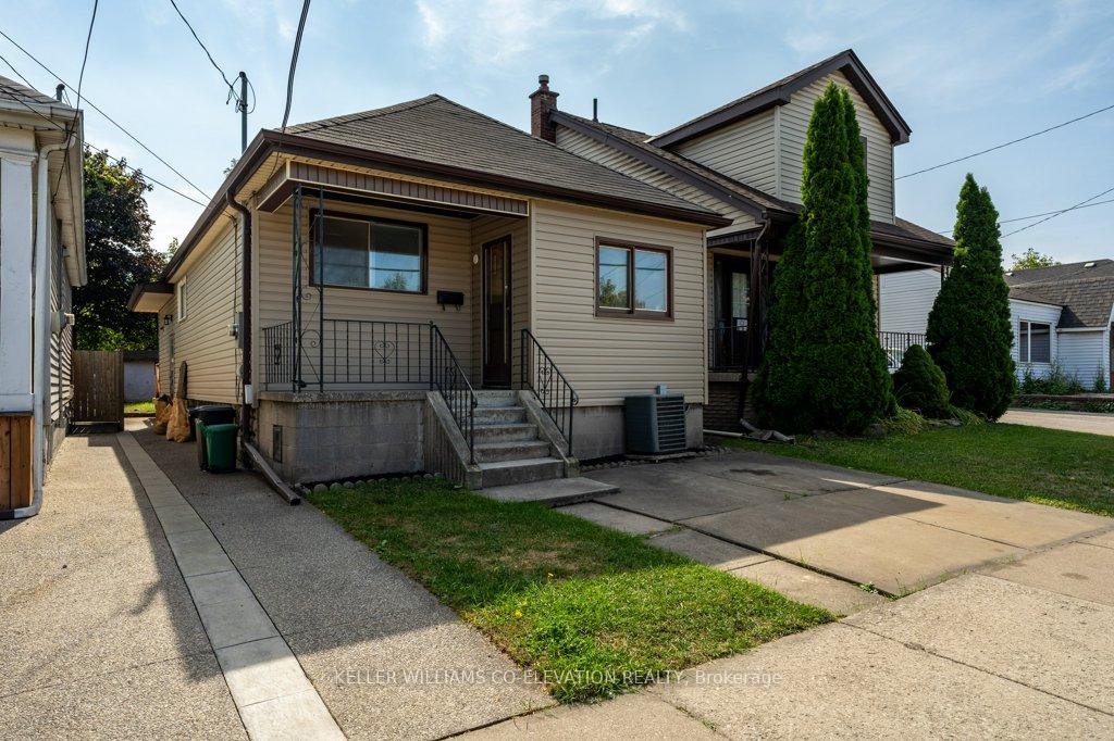 Photo 1 of 134 Mcanulty Boulevard, Hamilton, Industrial Sector — HOMEH