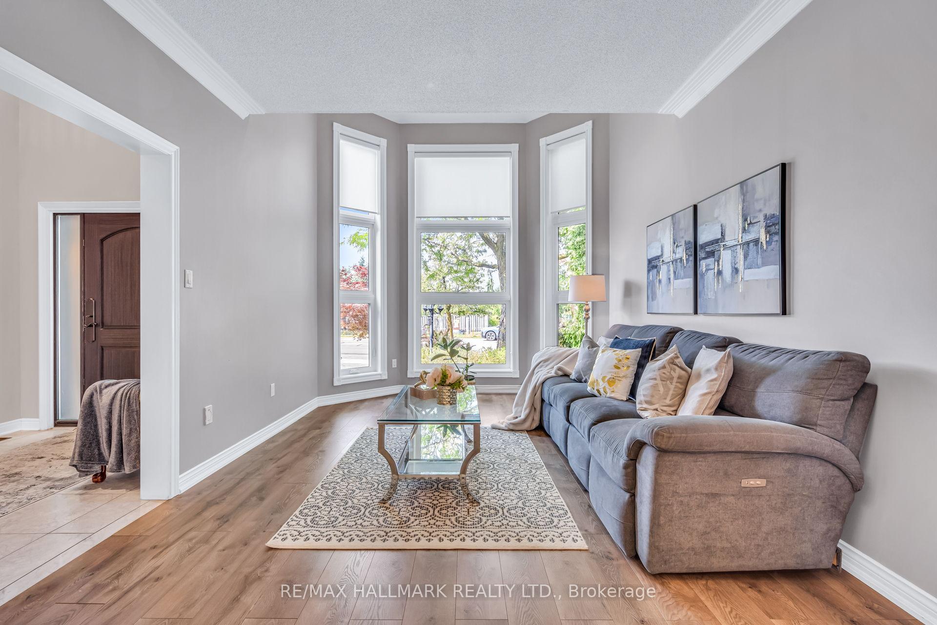 Photo 2 of 713 Vaughan Mills Road, Vaughan, Islington Woods — HOMEH