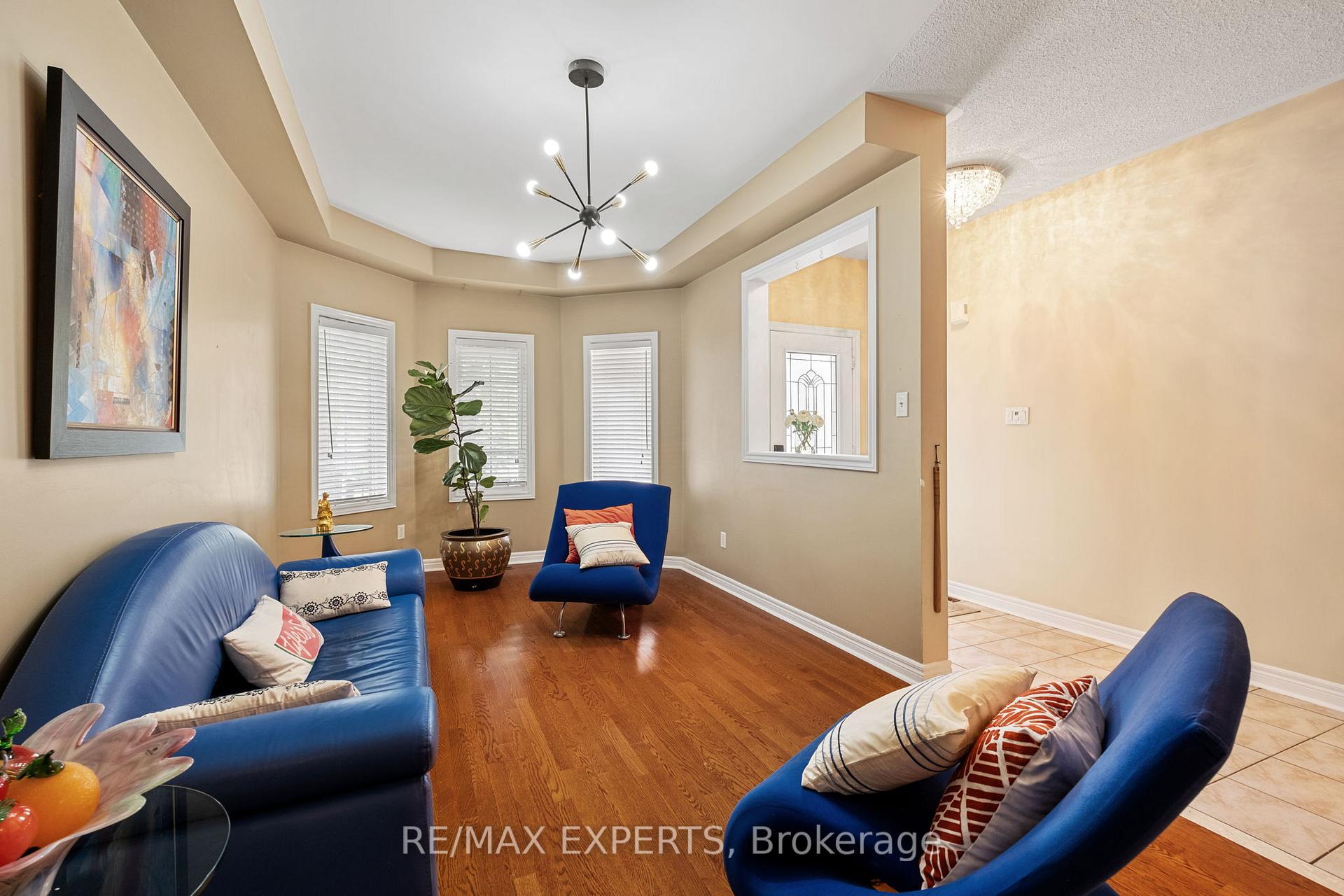 Photo 17 of 72 Turning Leaf Drive, Vaughan, Sonoma Heights — HOMEH