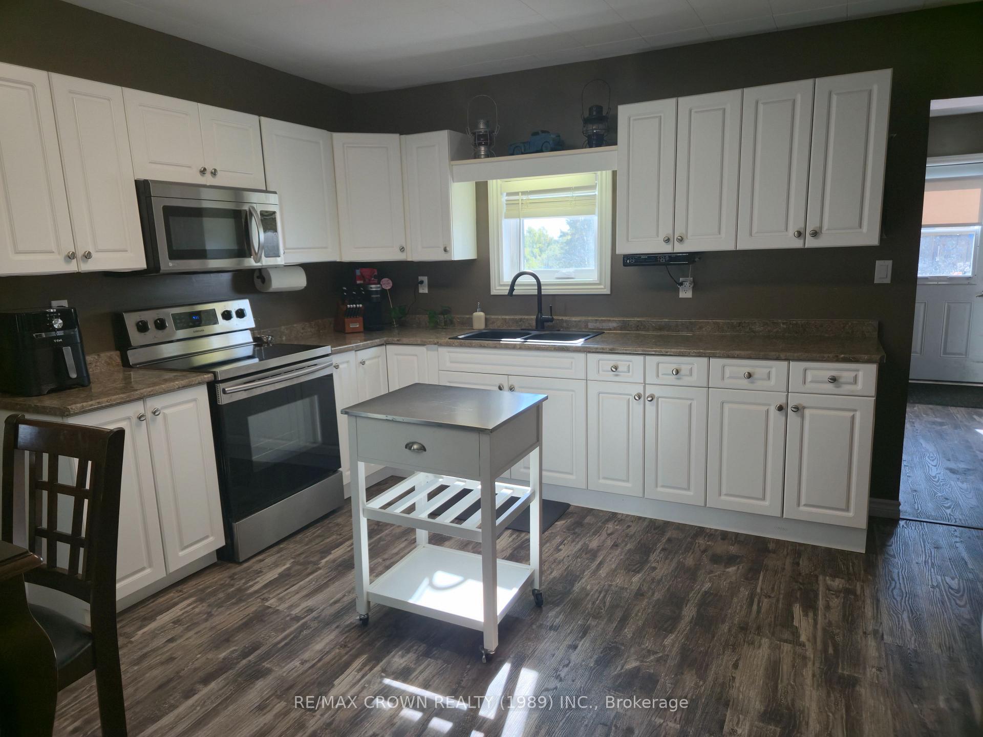 Photo 26 of 225 Yonge Street, Bonfield — HOMEH