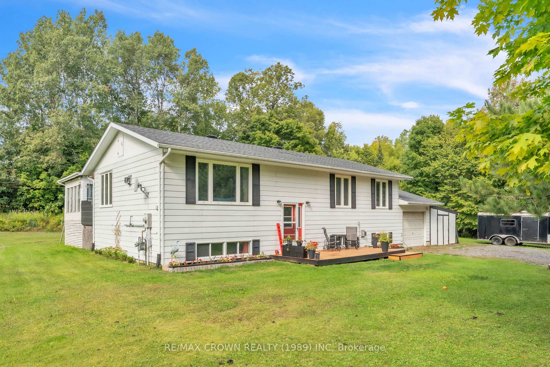 Photo 3 of 29 Talon Lake Road, Bonfield — HOMEH