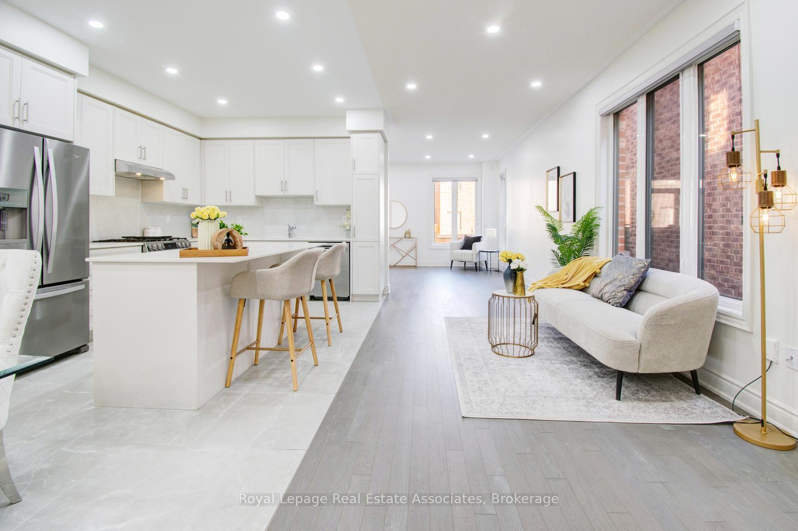 Photo 8 of 27 Quinton Ridge, Brampton, Bram West — HOMEH