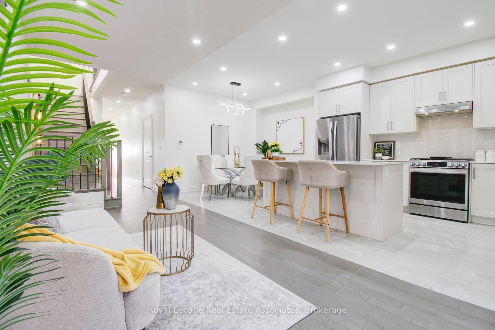 Photo 31 of 27 Quinton Ridge, Brampton, Bram West — HOMEH
