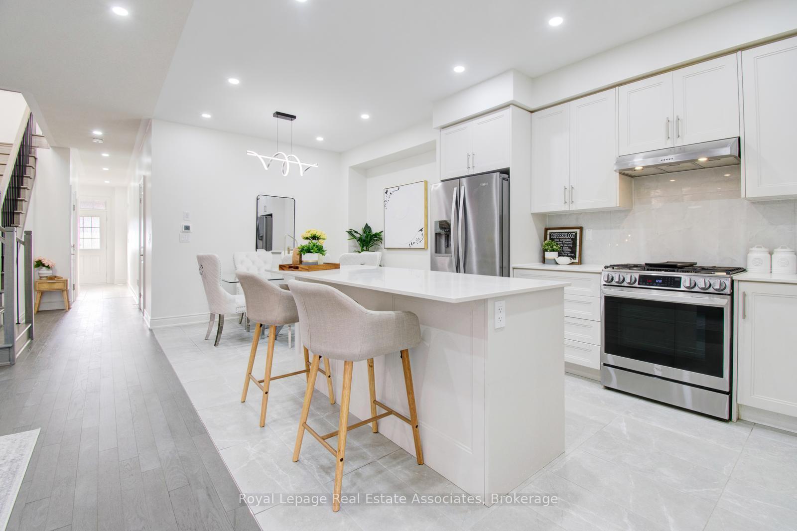 Photo 47 of 27 Quinton Ridge, Brampton, Bram West — HOMEH