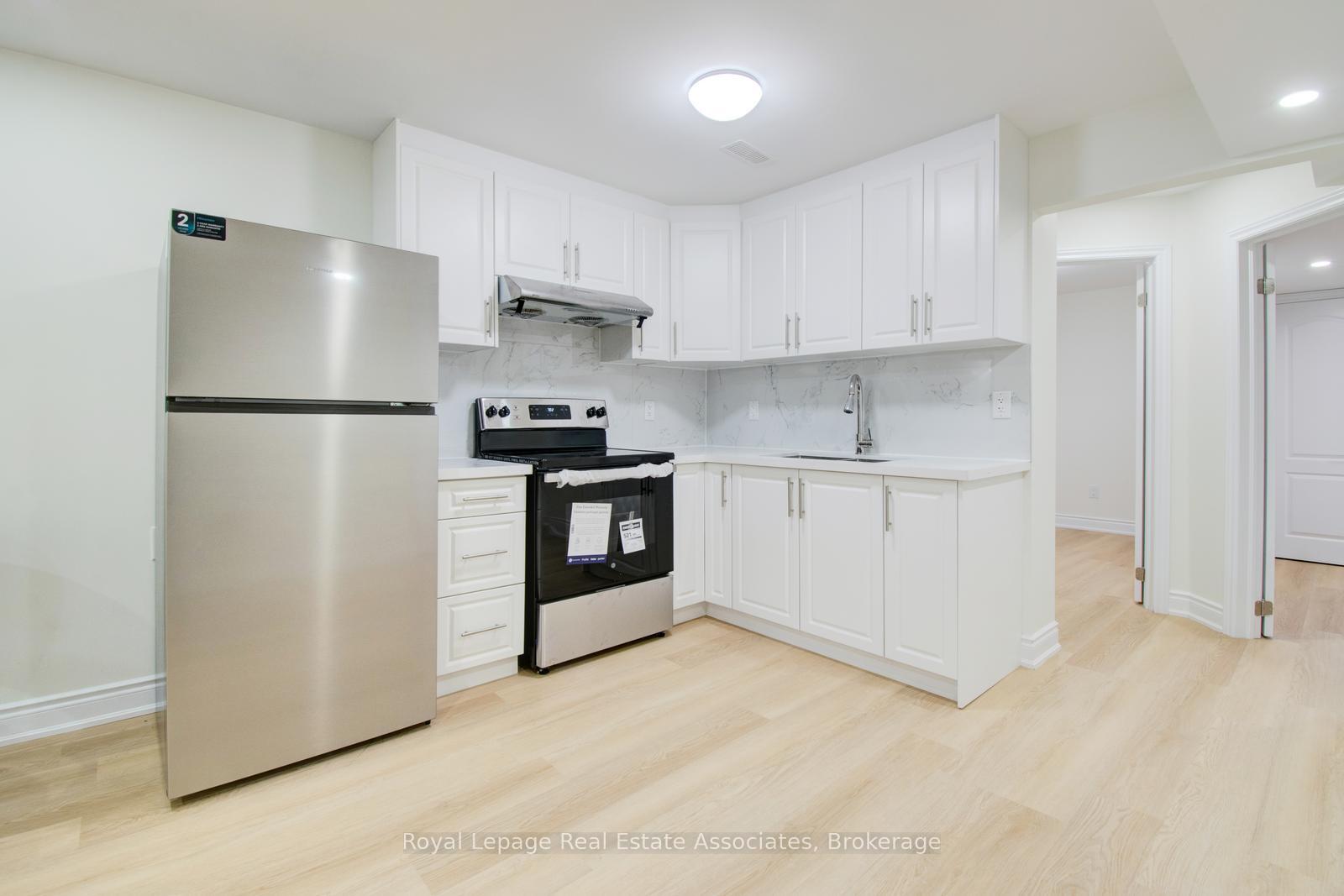 Photo 33 of 27 Quinton Ridge, Brampton, Bram West — HOMEH