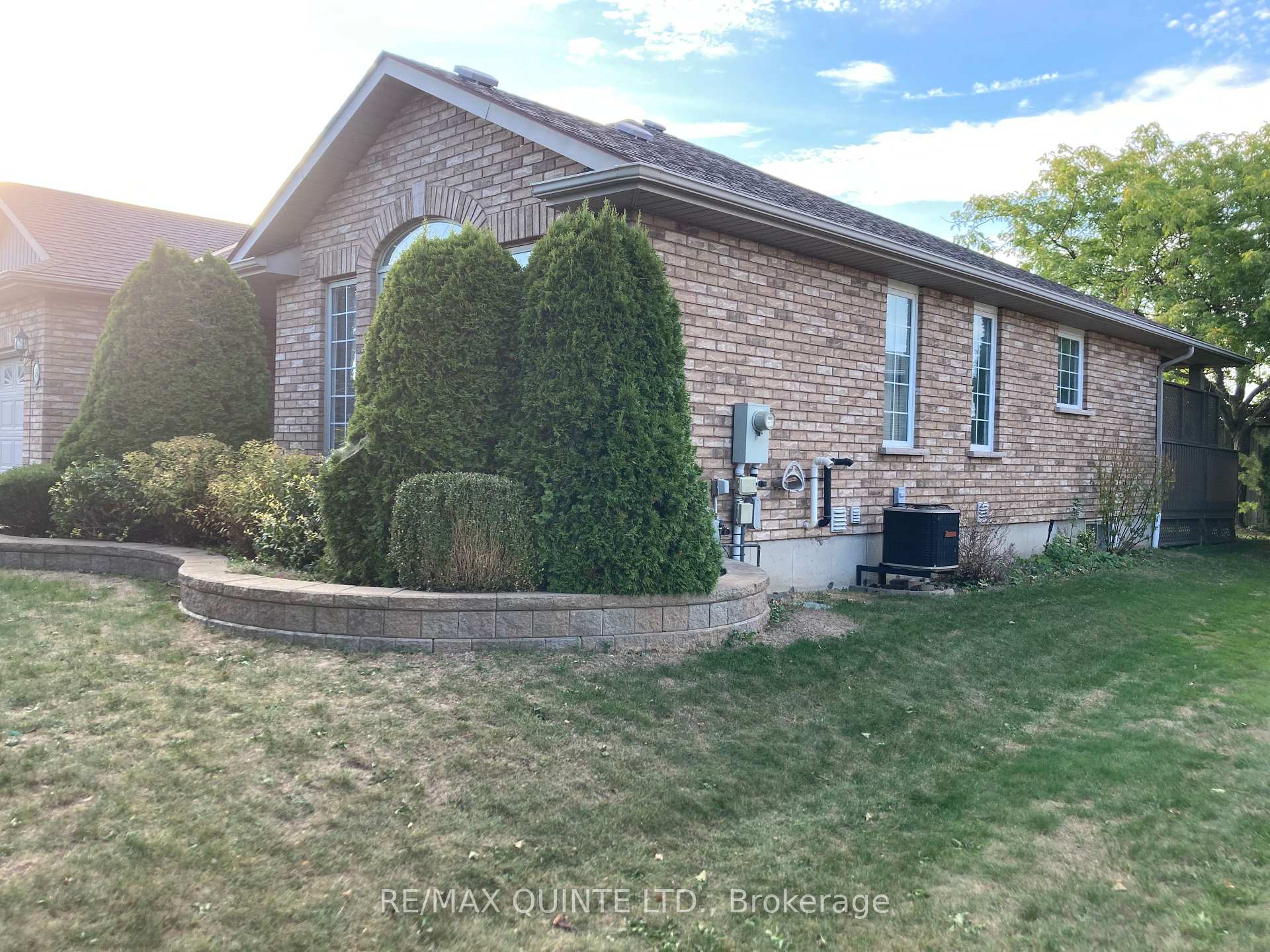 Photo 15 of 58 Hemlock Crescent, Belleville, Belleville Ward — HOMEH