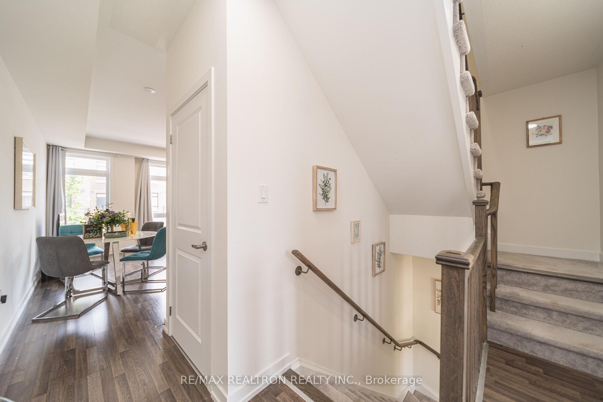 Photo 7 of 14 Garneau Street, Vaughan, Vaughan Grove — HOMEH