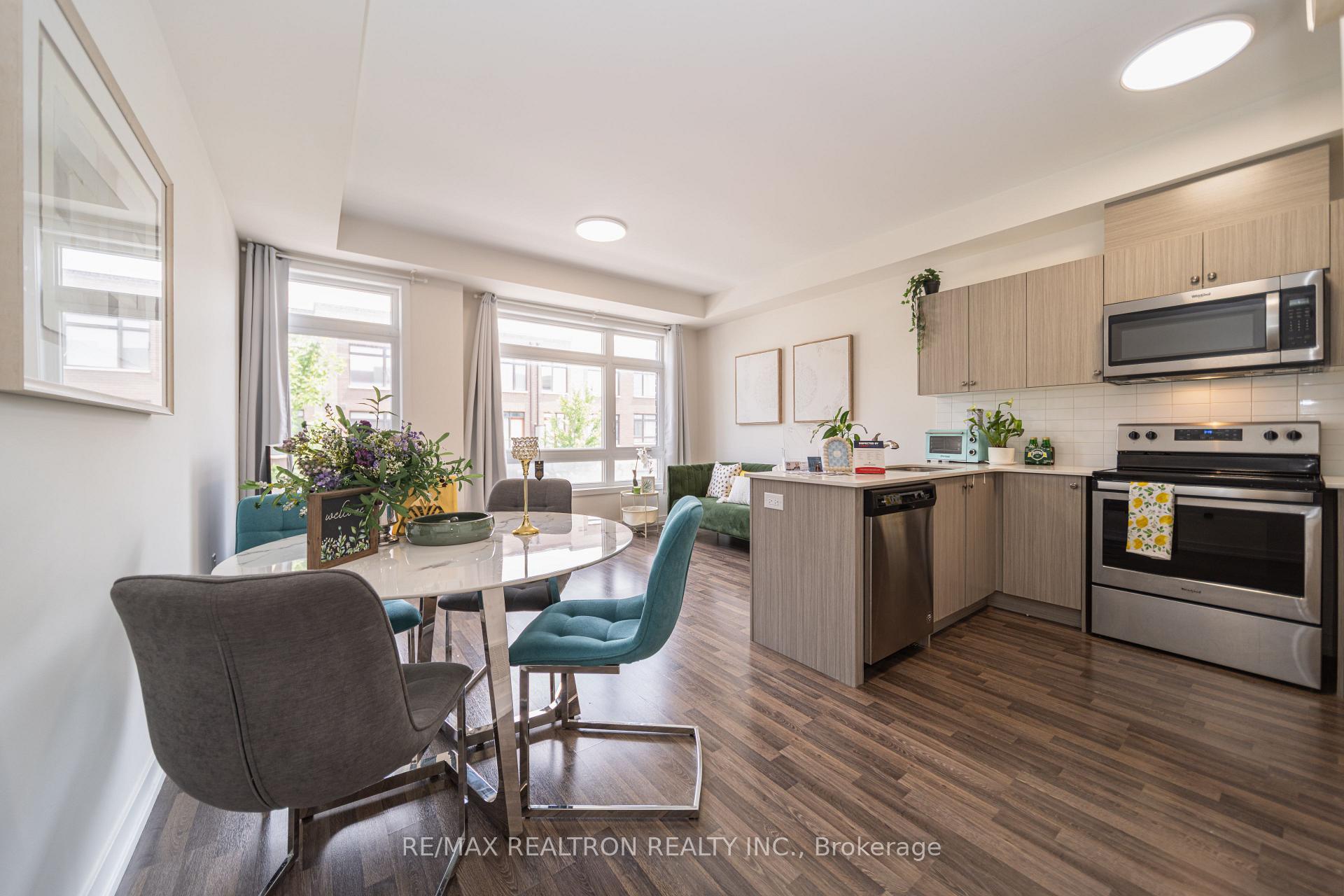 Photo 13 of 14 Garneau Street, Vaughan, Vaughan Grove — HOMEH