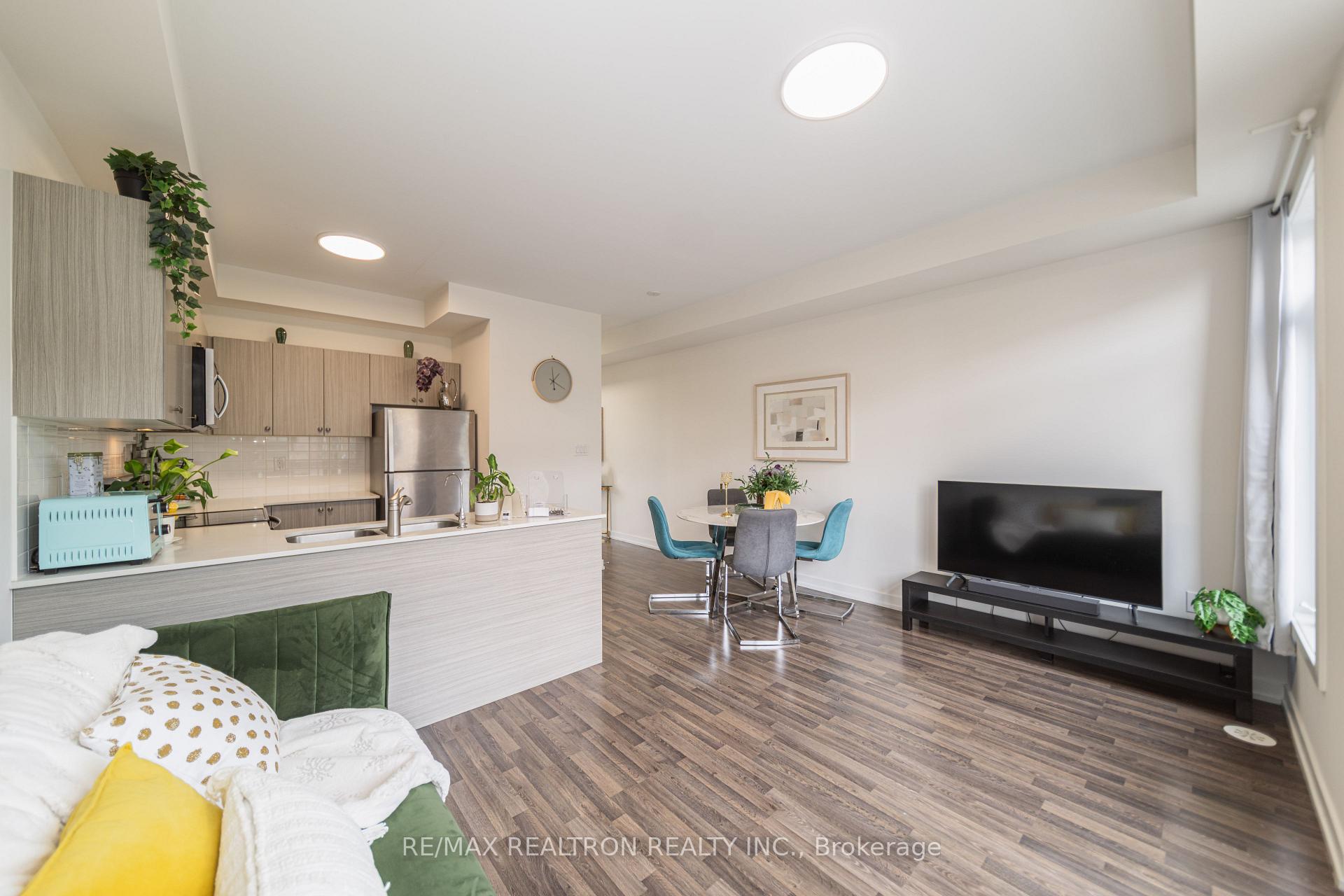 Photo 25 of 14 Garneau Street, Vaughan, Vaughan Grove — HOMEH