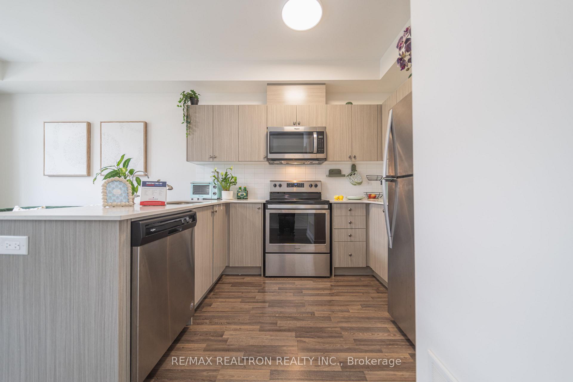 Photo 12 of 14 Garneau Street, Vaughan, Vaughan Grove — HOMEH