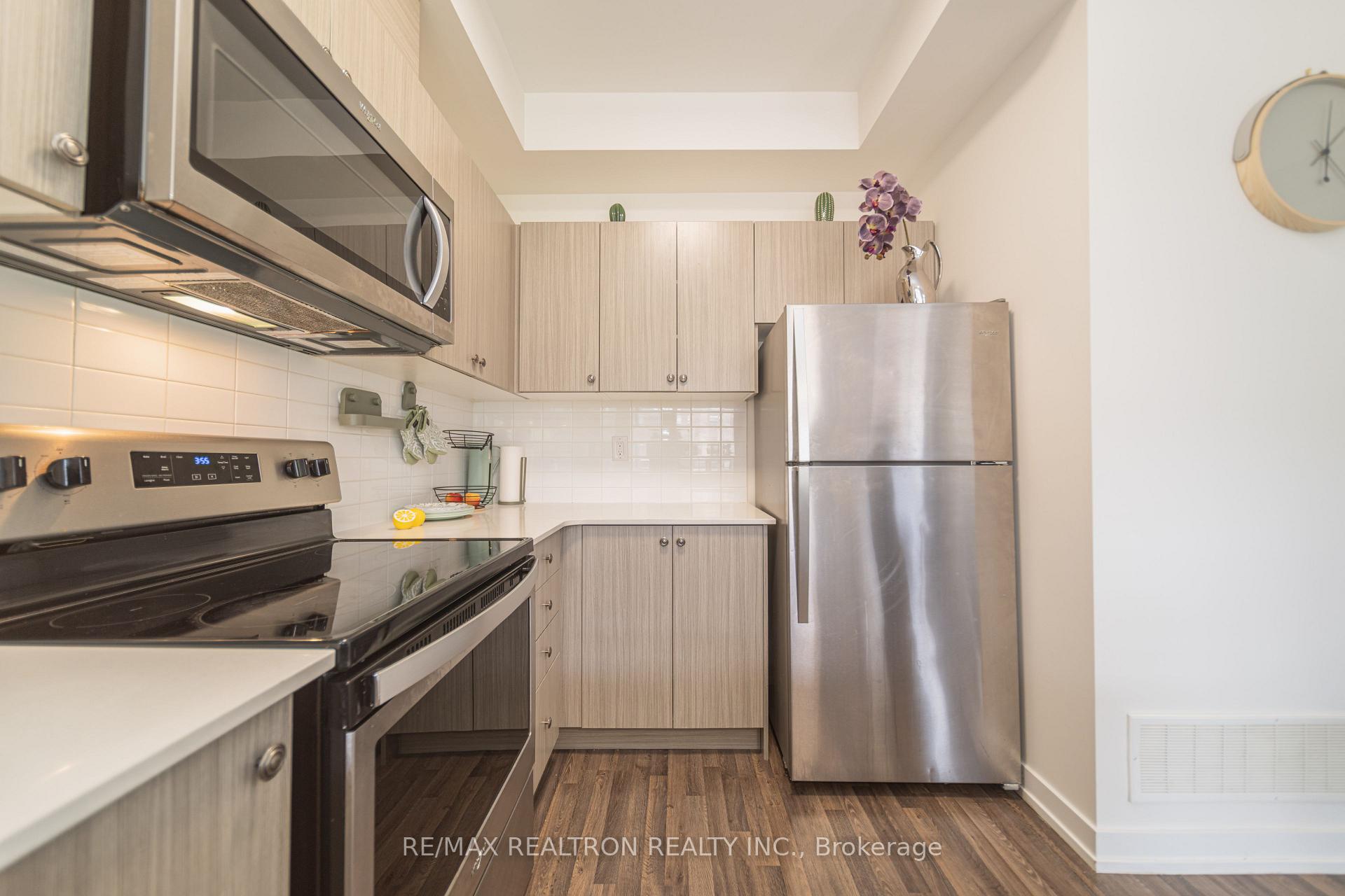 Photo 37 of 14 Garneau Street, Vaughan, Vaughan Grove — HOMEH