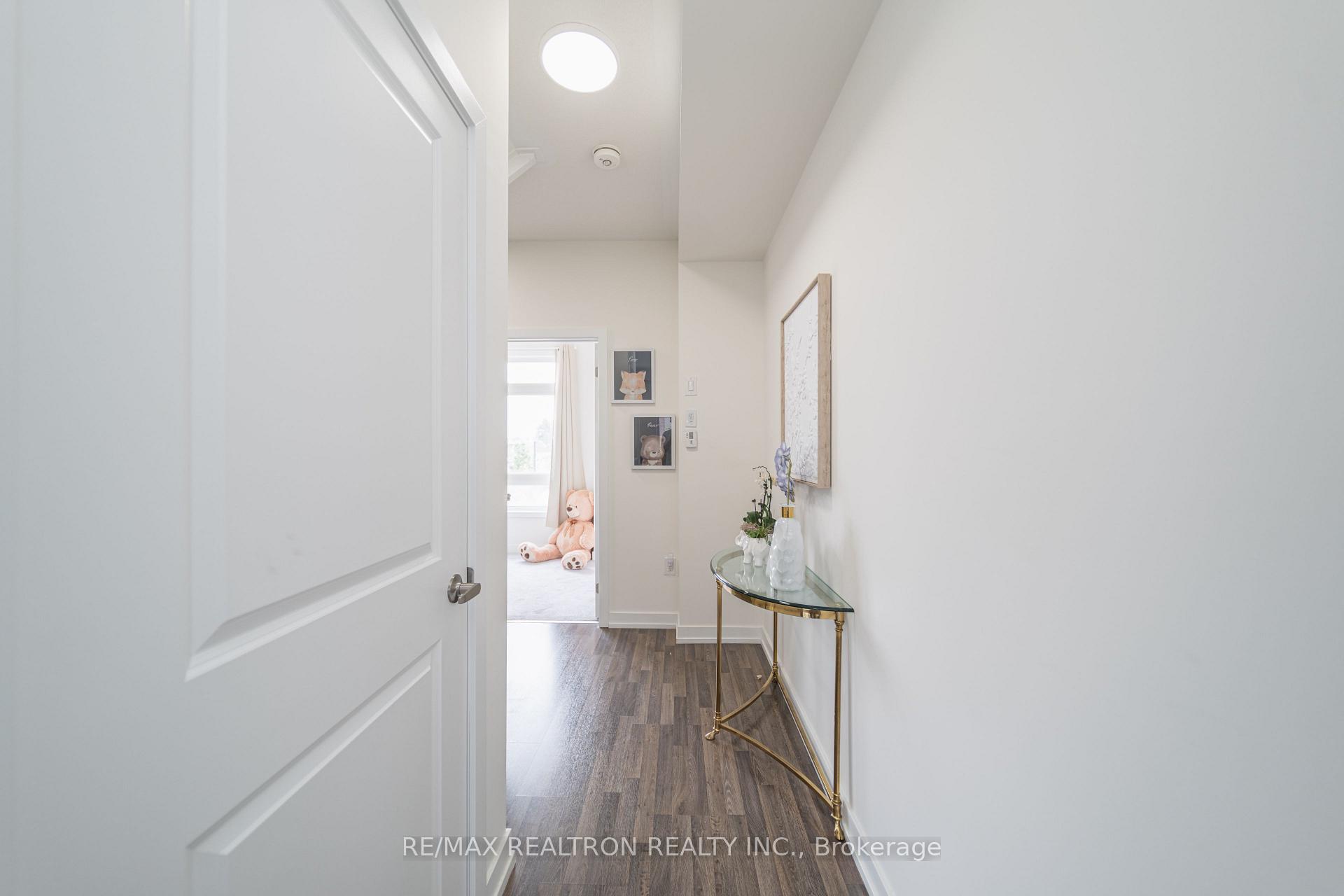 Photo 16 of 14 Garneau Street, Vaughan, Vaughan Grove — HOMEH