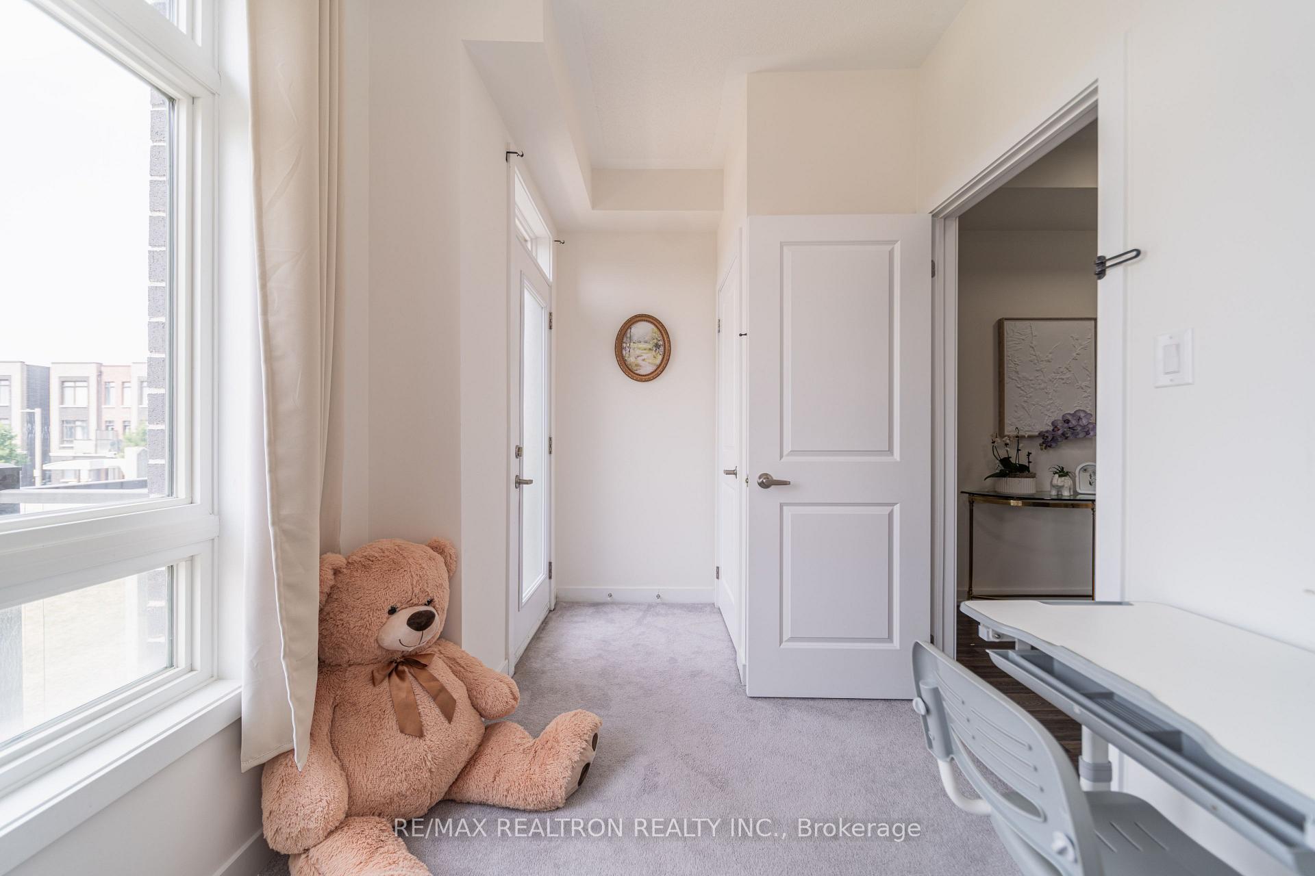Photo 23 of 14 Garneau Street, Vaughan, Vaughan Grove — HOMEH
