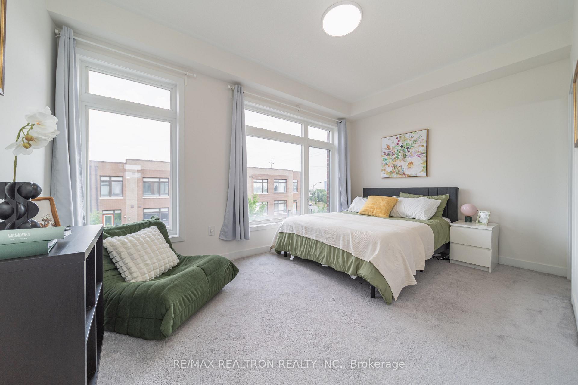 Photo 36 of 14 Garneau Street, Vaughan, Vaughan Grove — HOMEH
