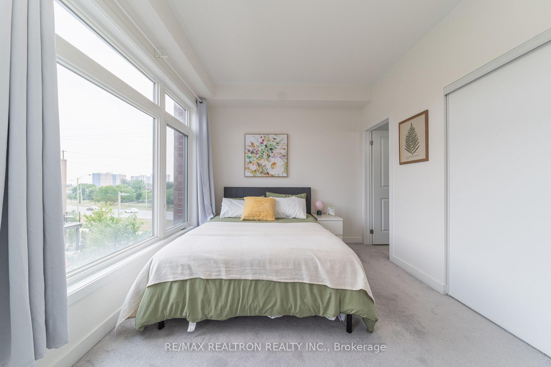 Photo 44 of 14 Garneau Street, Vaughan, Vaughan Grove — HOMEH