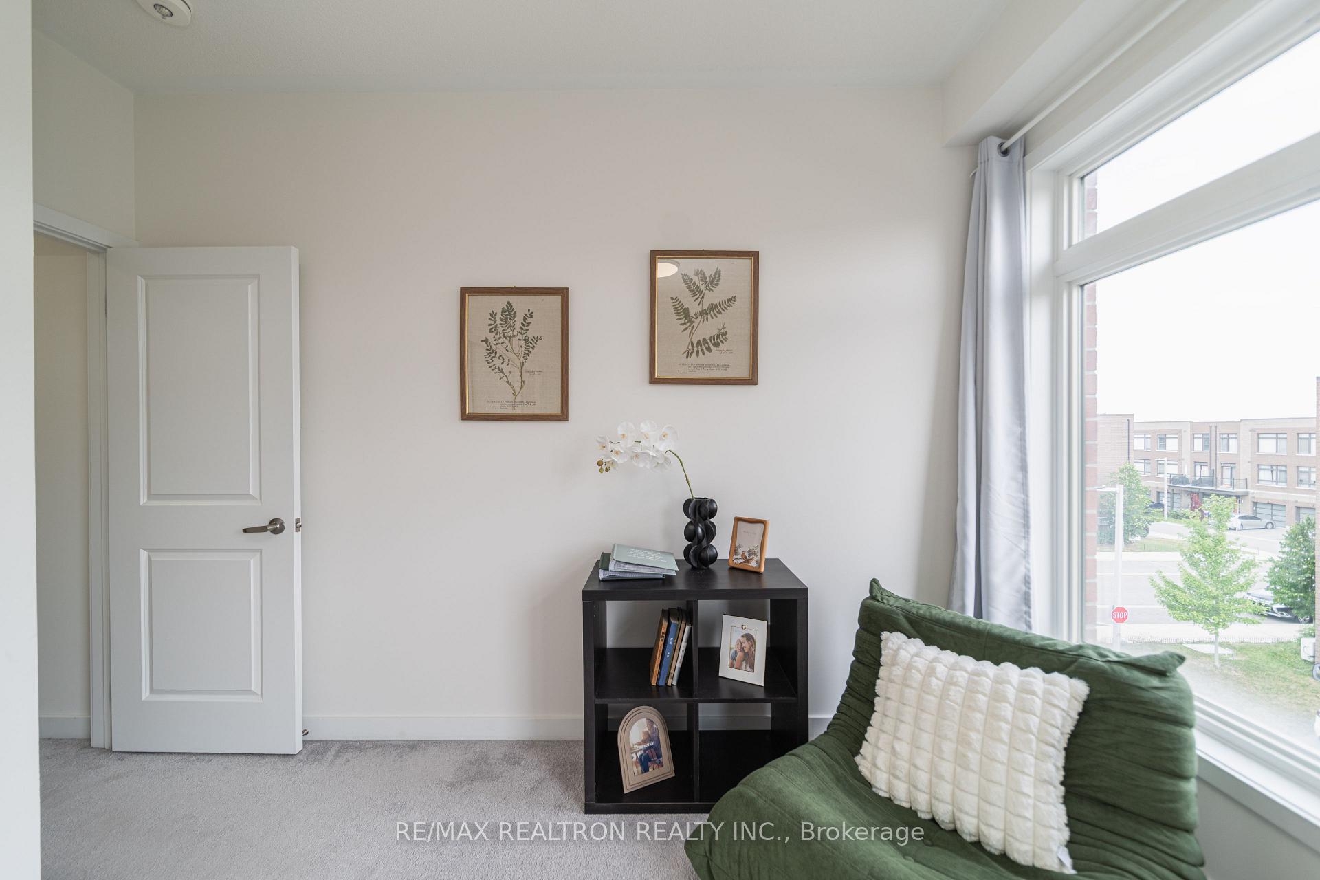 Photo 42 of 14 Garneau Street, Vaughan, Vaughan Grove — HOMEH