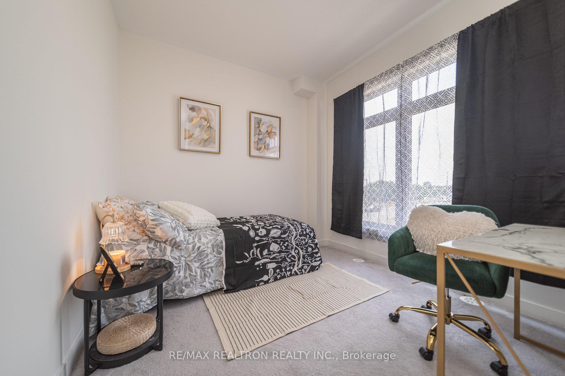 Photo 38 of 14 Garneau Street, Vaughan, Vaughan Grove — HOMEH