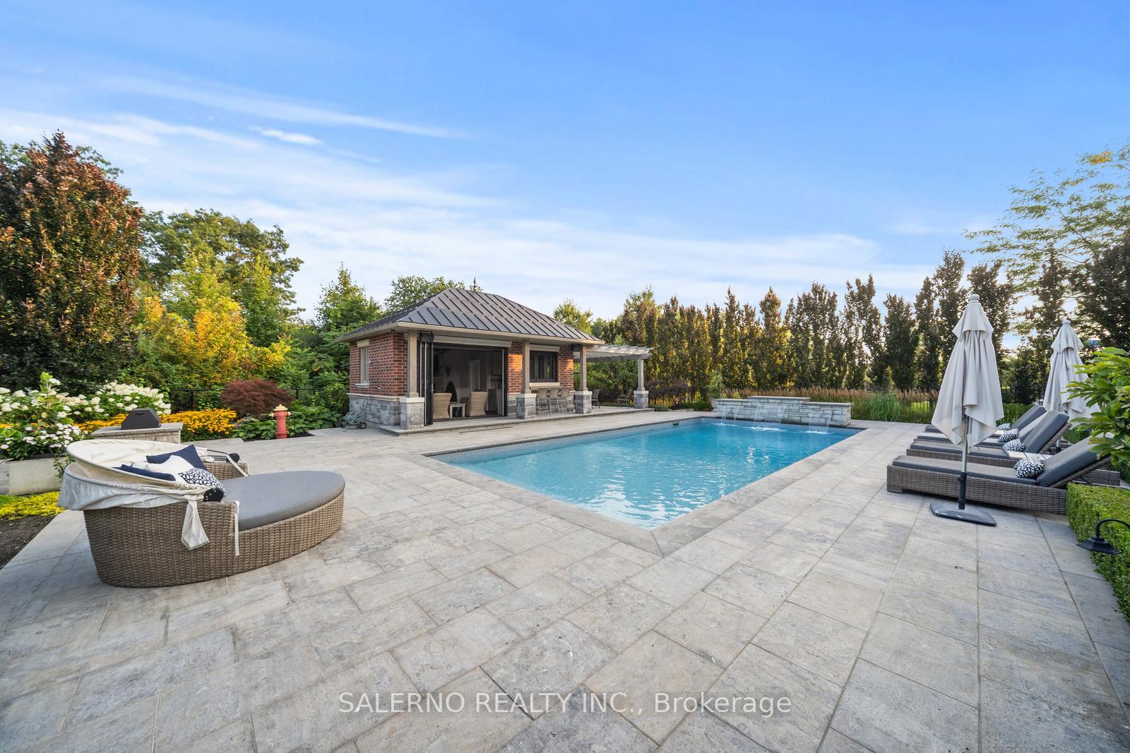 Photo 4 of 58 Austin Rumble Court, King, King City — HOMEH