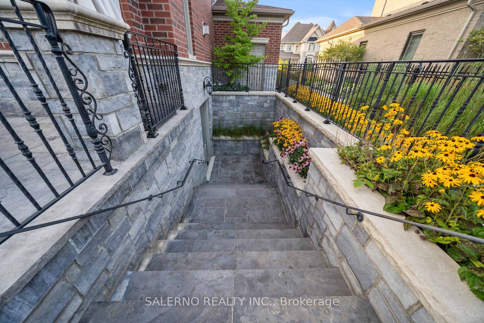 Photo 48 of 58 Austin Rumble Court, King, King City — HOMEH