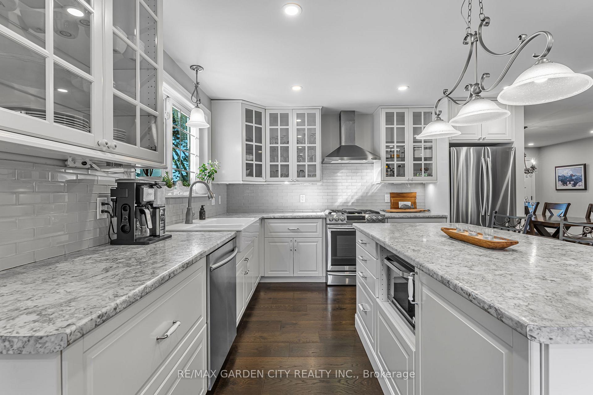 Photo 9 of 52 Beamer Avenue, St. Catharines, Bunting/Linwell — HOMEH
