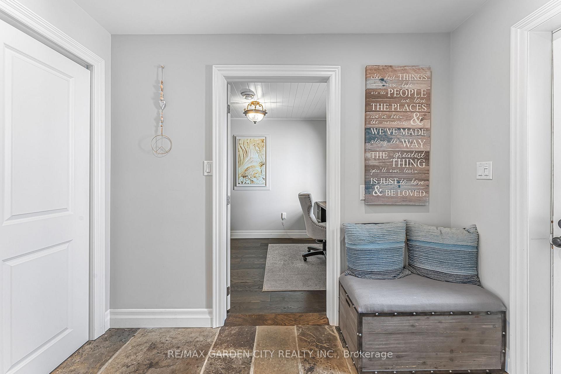 Photo 16 of 52 Beamer Avenue, St. Catharines, Bunting/Linwell — HOMEH