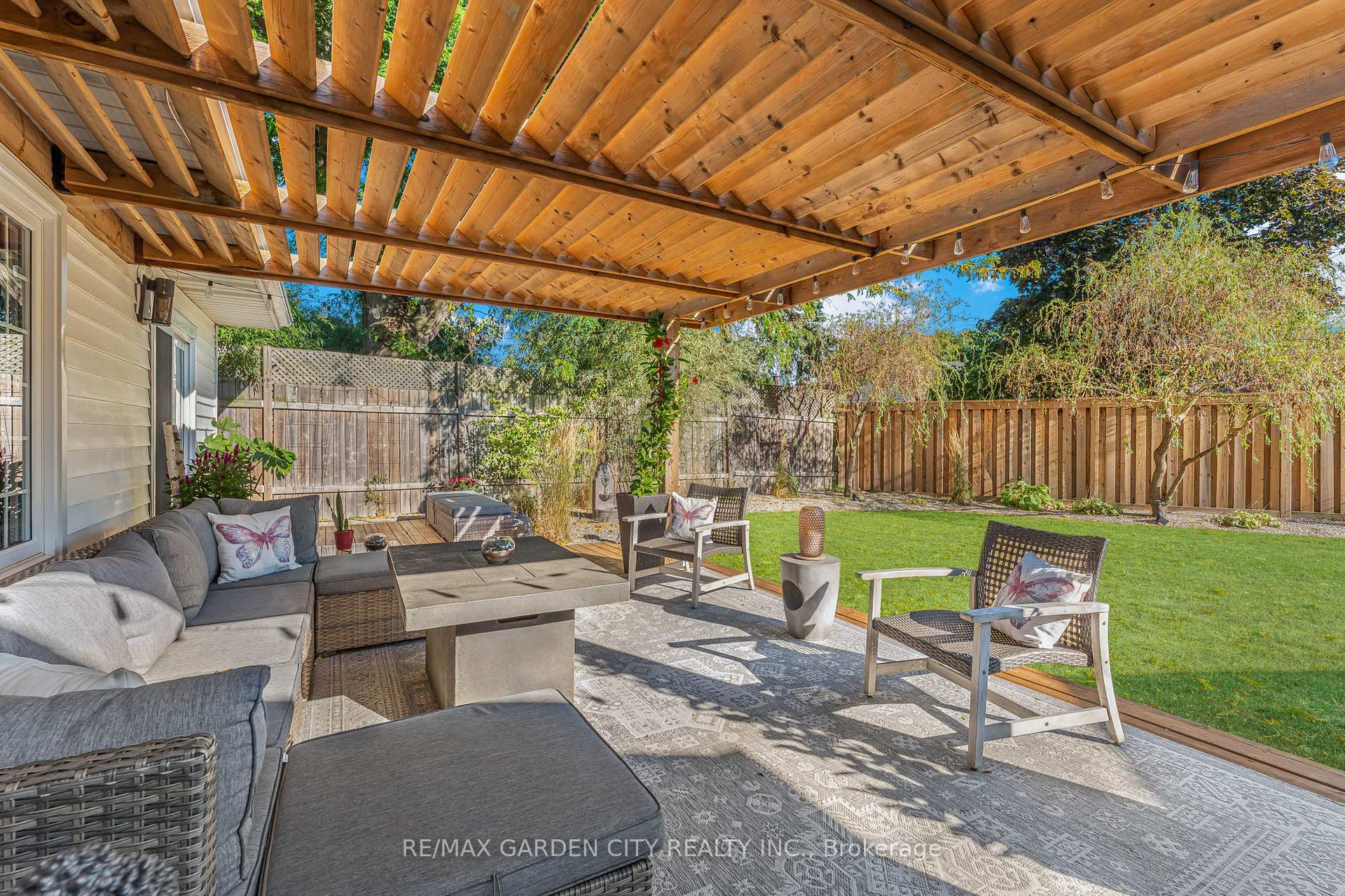 Photo 32 of 52 Beamer Avenue, St. Catharines, Bunting/Linwell — HOMEH