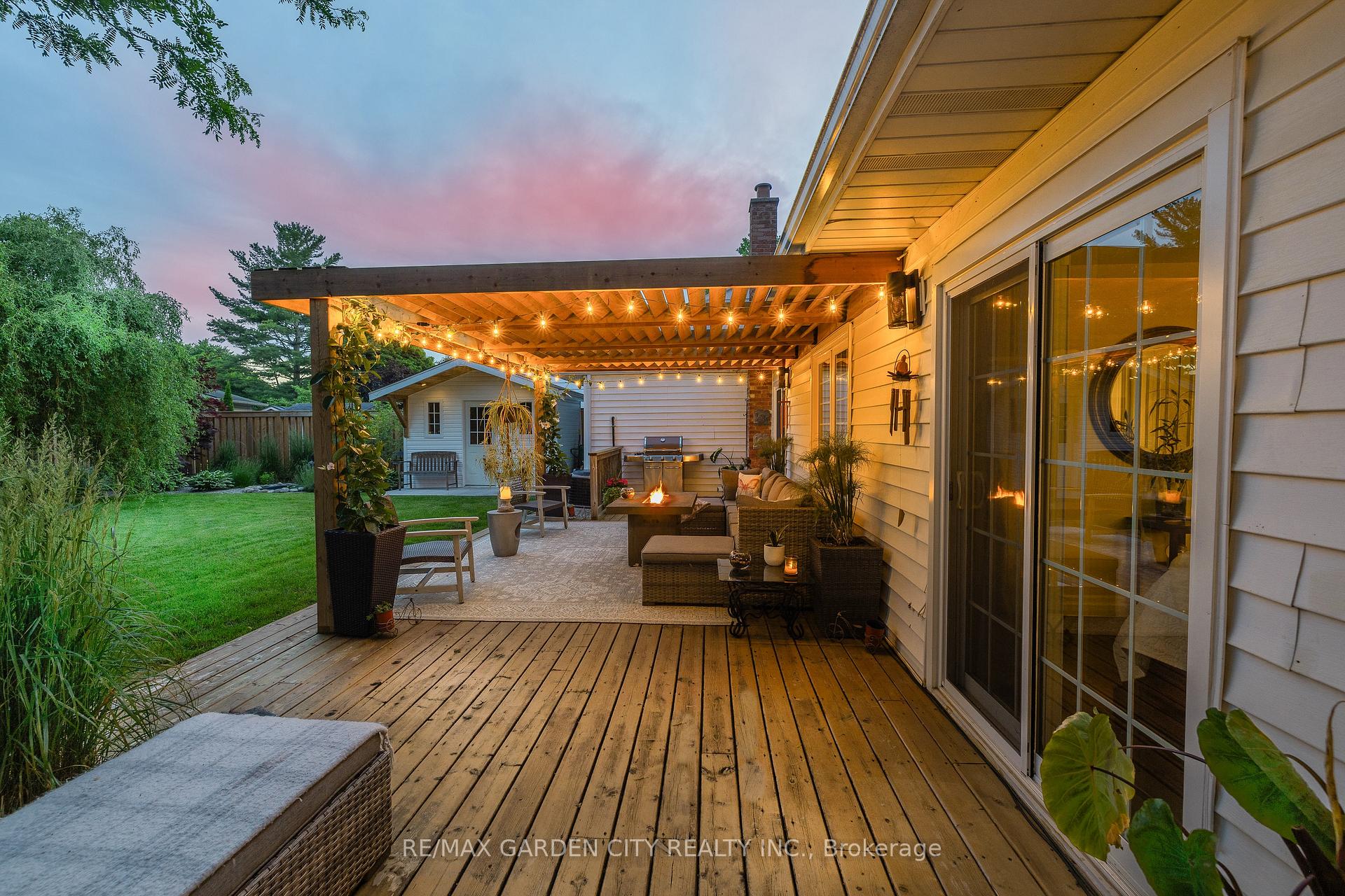 Photo 42 of 52 Beamer Avenue, St. Catharines, Bunting/Linwell — HOMEH