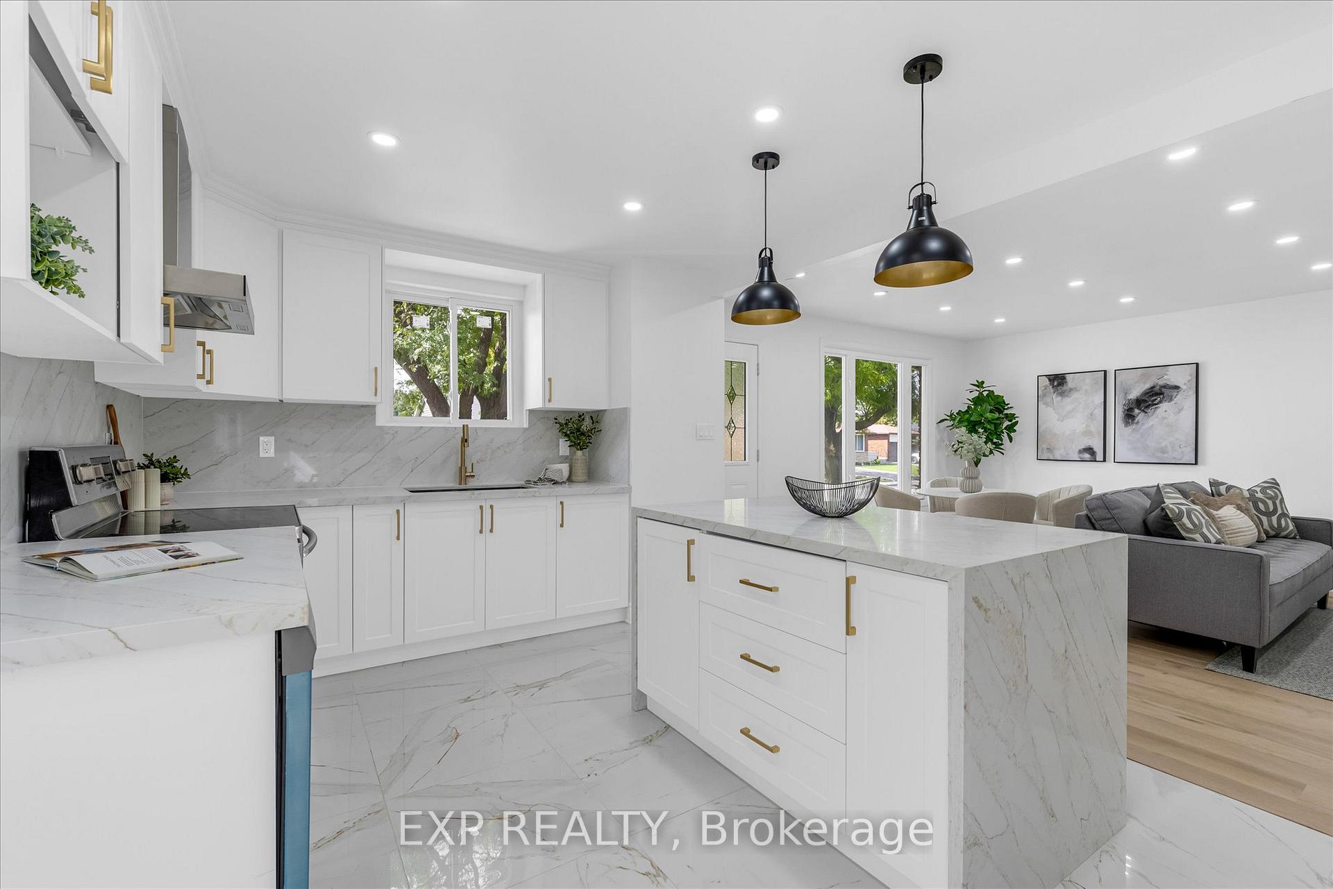 Photo 5 of 89 Moxley Drive, Hamilton, Lisgar — HOMEH