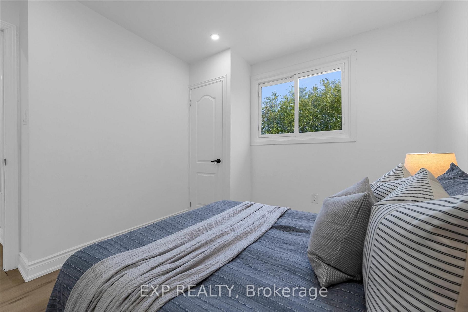 Photo 19 of 89 Moxley Drive, Hamilton, Lisgar — HOMEH